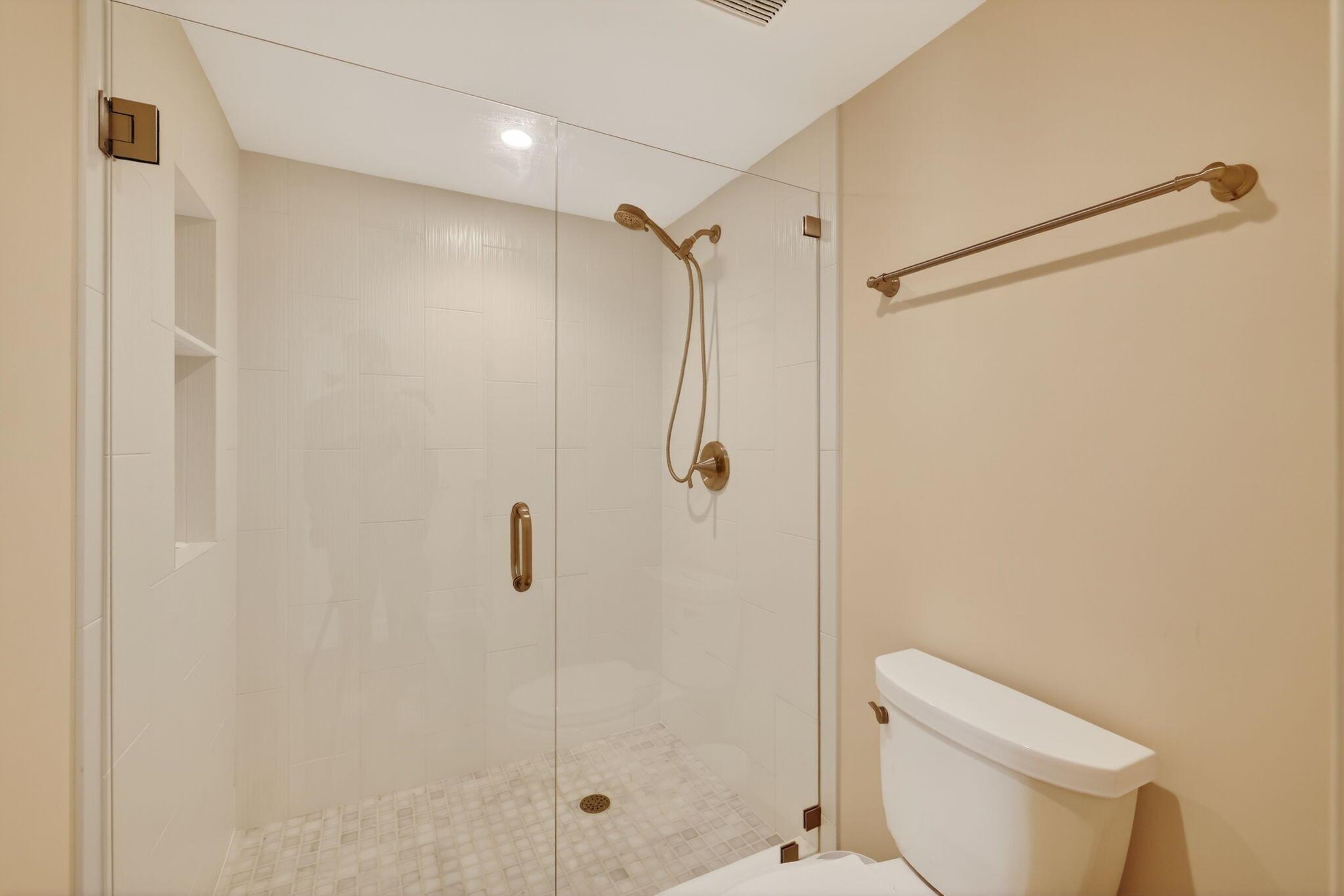 Miramar II - Residential Lease