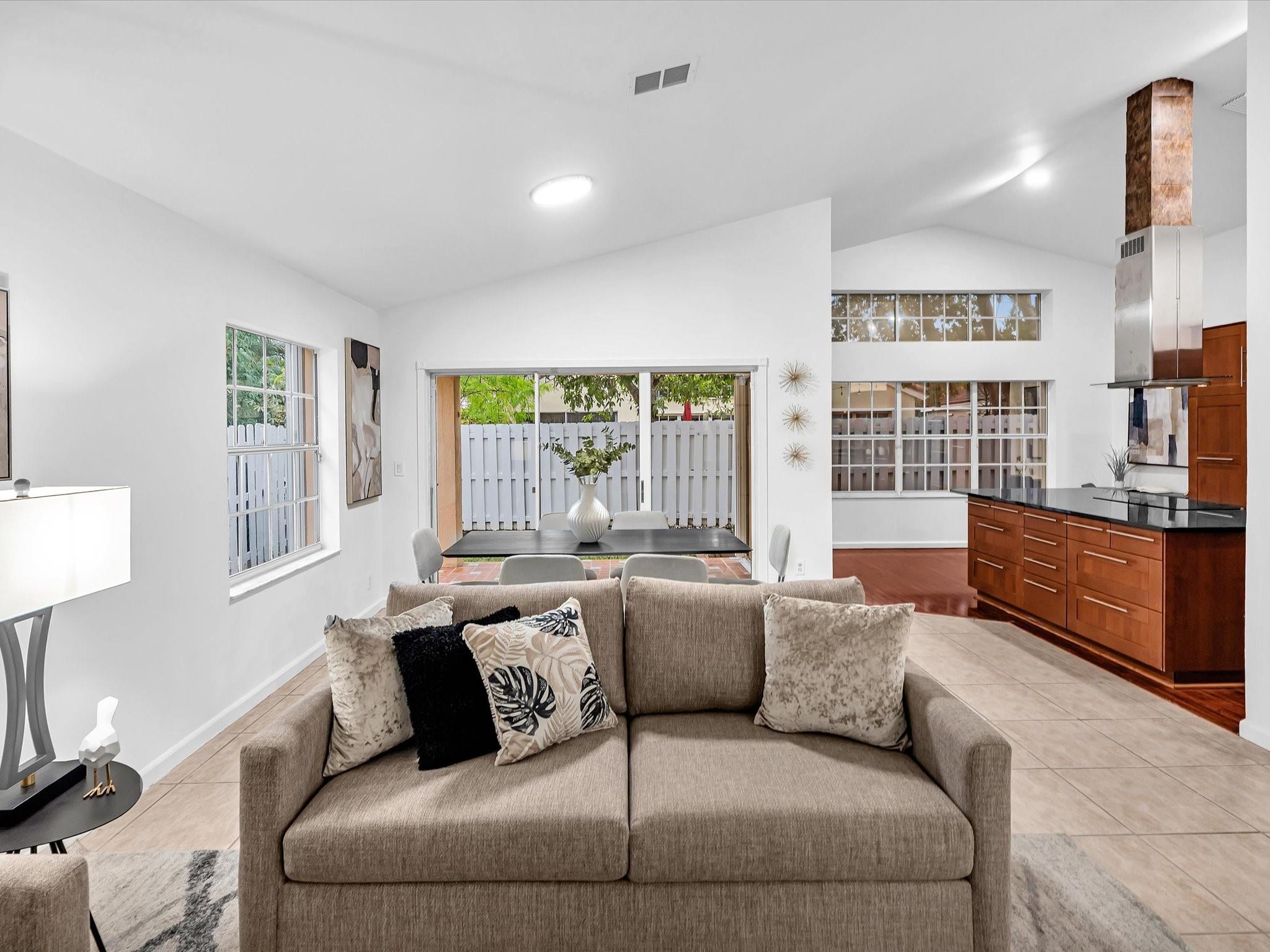 Bermuda Springs - Residential