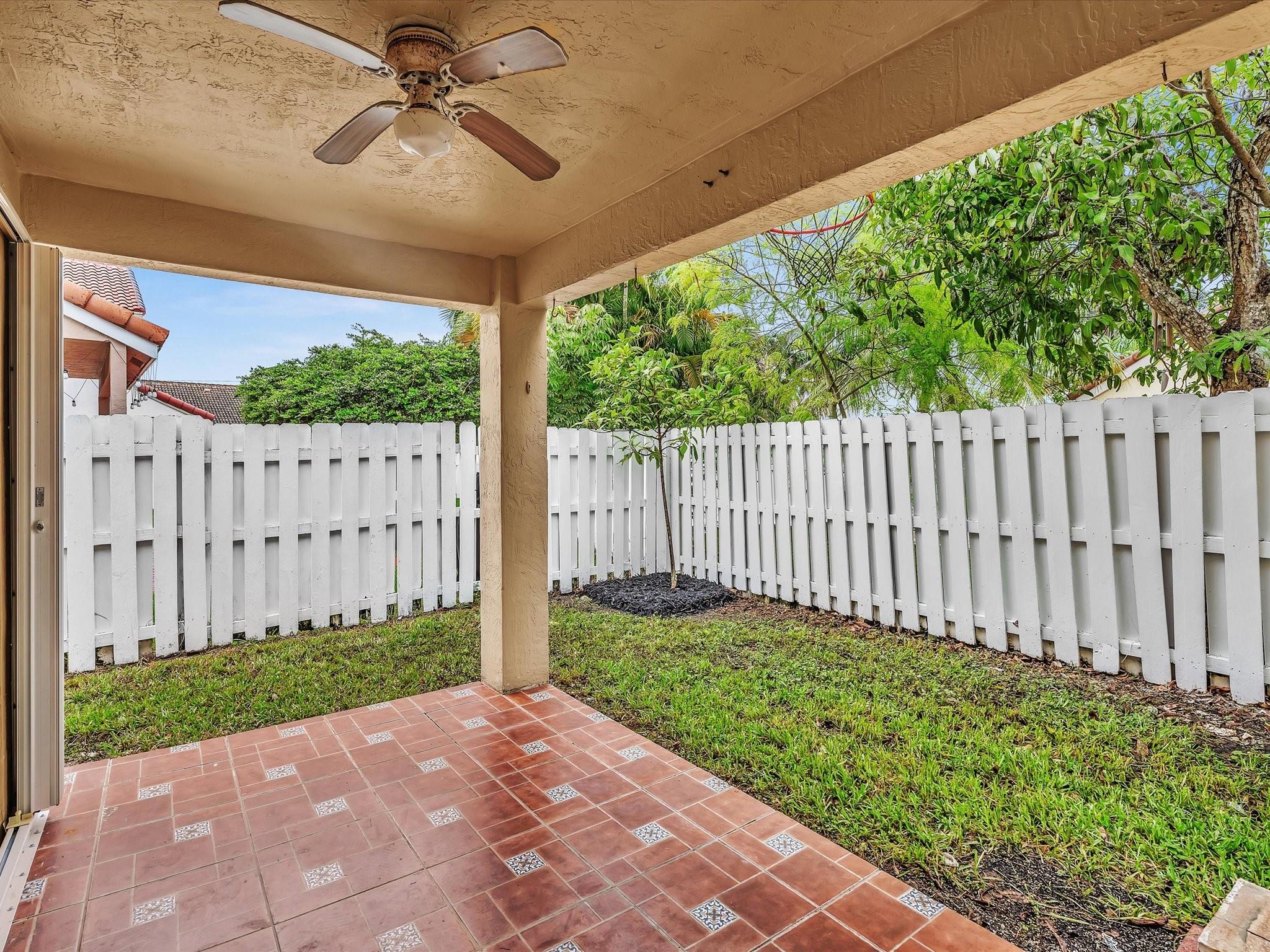 Bermuda Springs - Residential