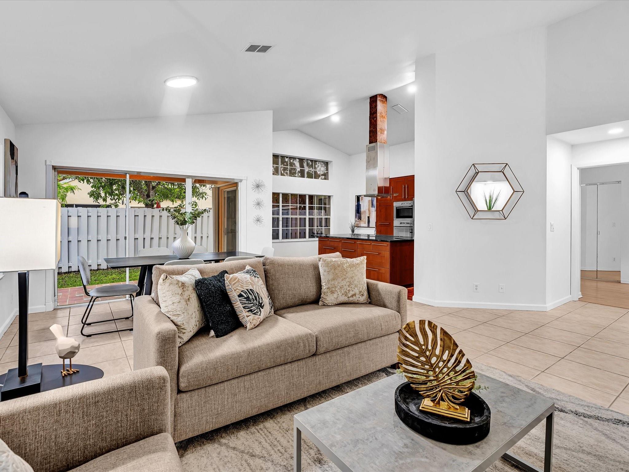 Bermuda Springs - Residential
