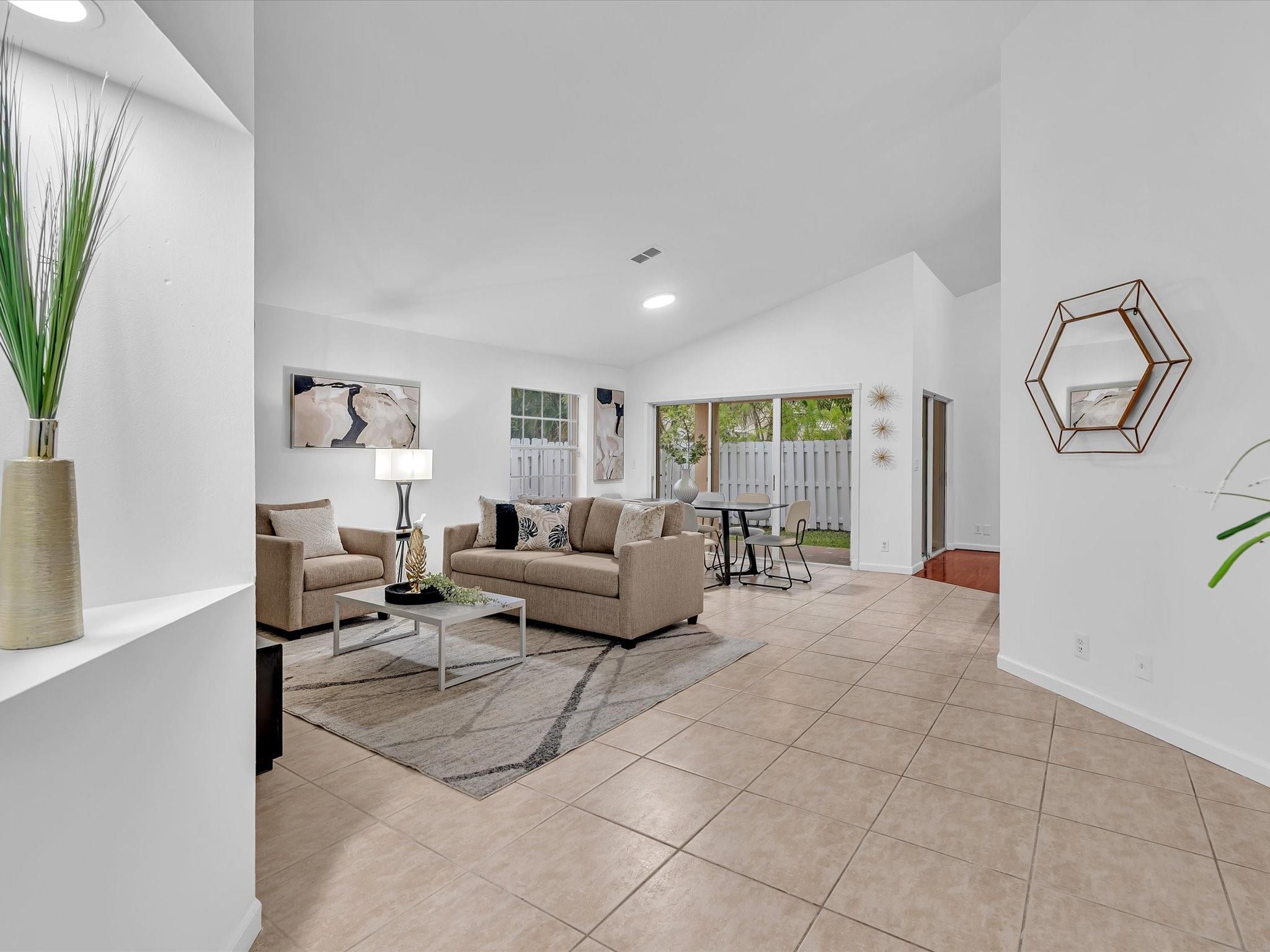 Bermuda Springs - Residential