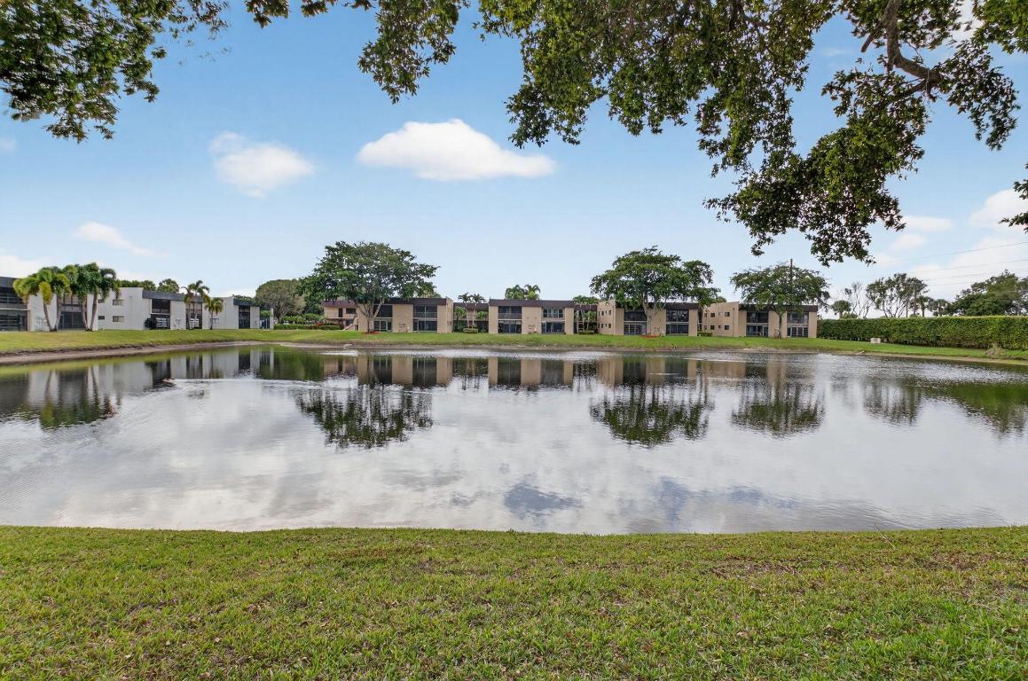 Lakes of Delray - Residential