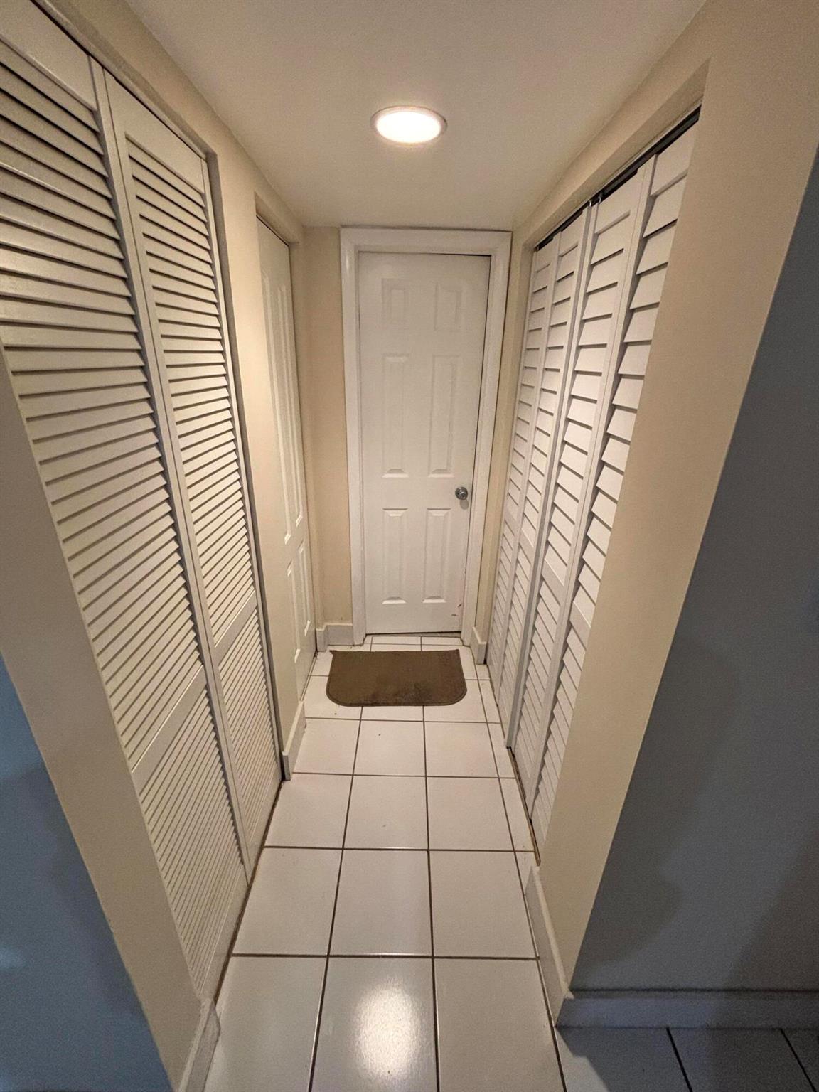 CYPRESS CHASE NORTH NO 4 - Residential Lease