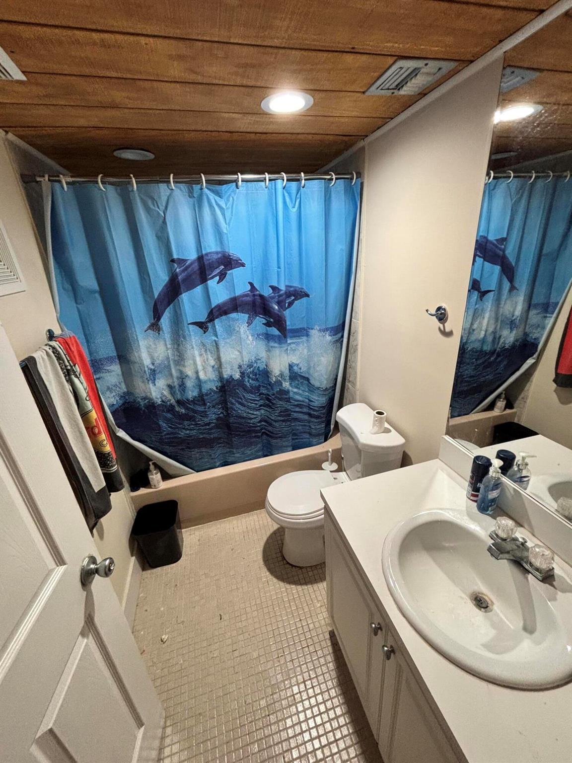 CYPRESS CHASE NORTH NO 4 - Residential Lease