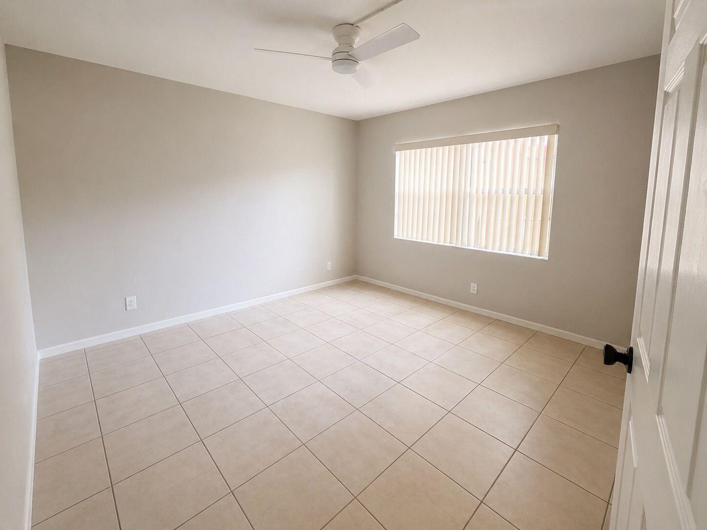 FOREST PARK CONDO - Residential