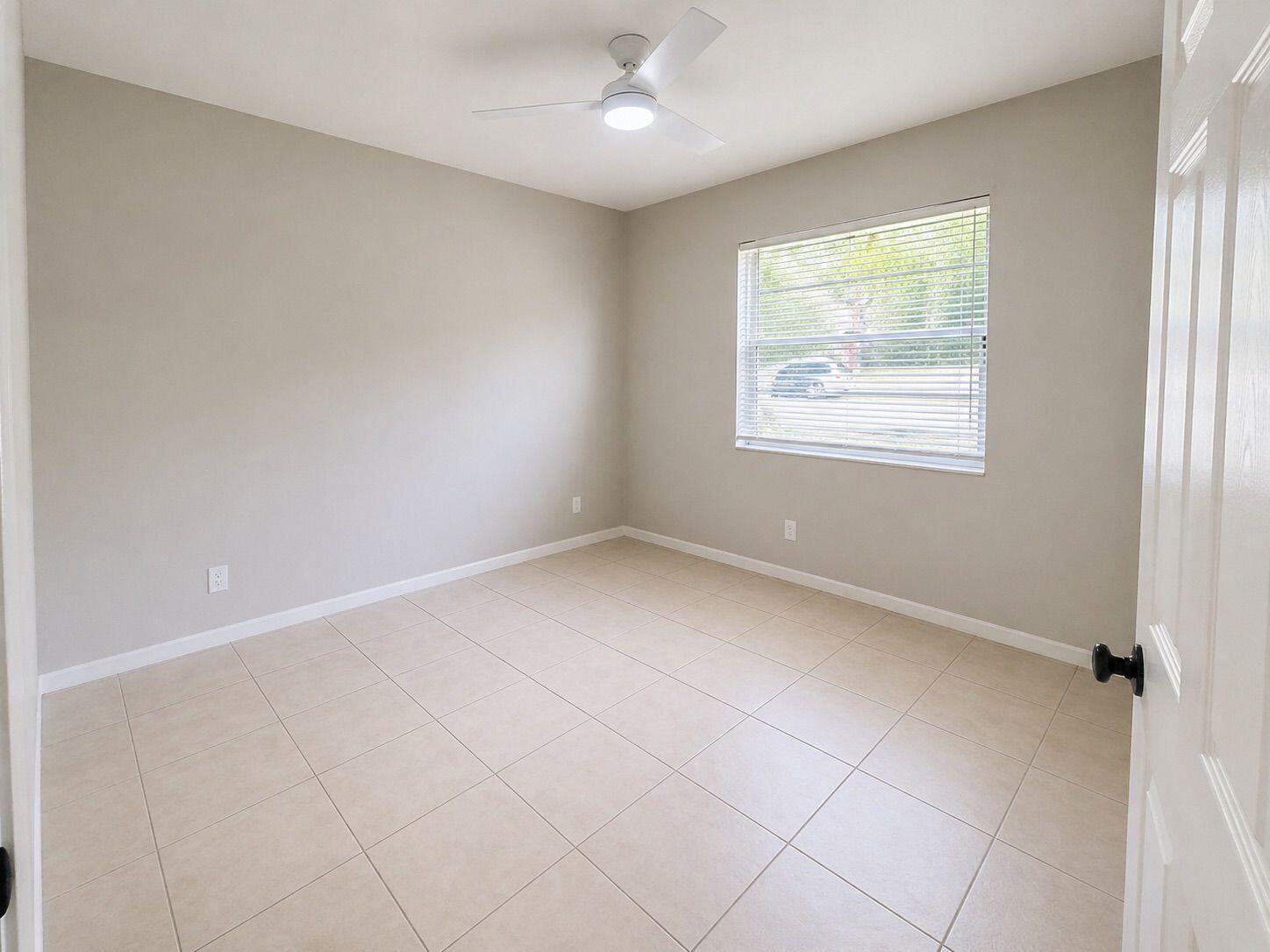 FOREST PARK CONDO - Residential