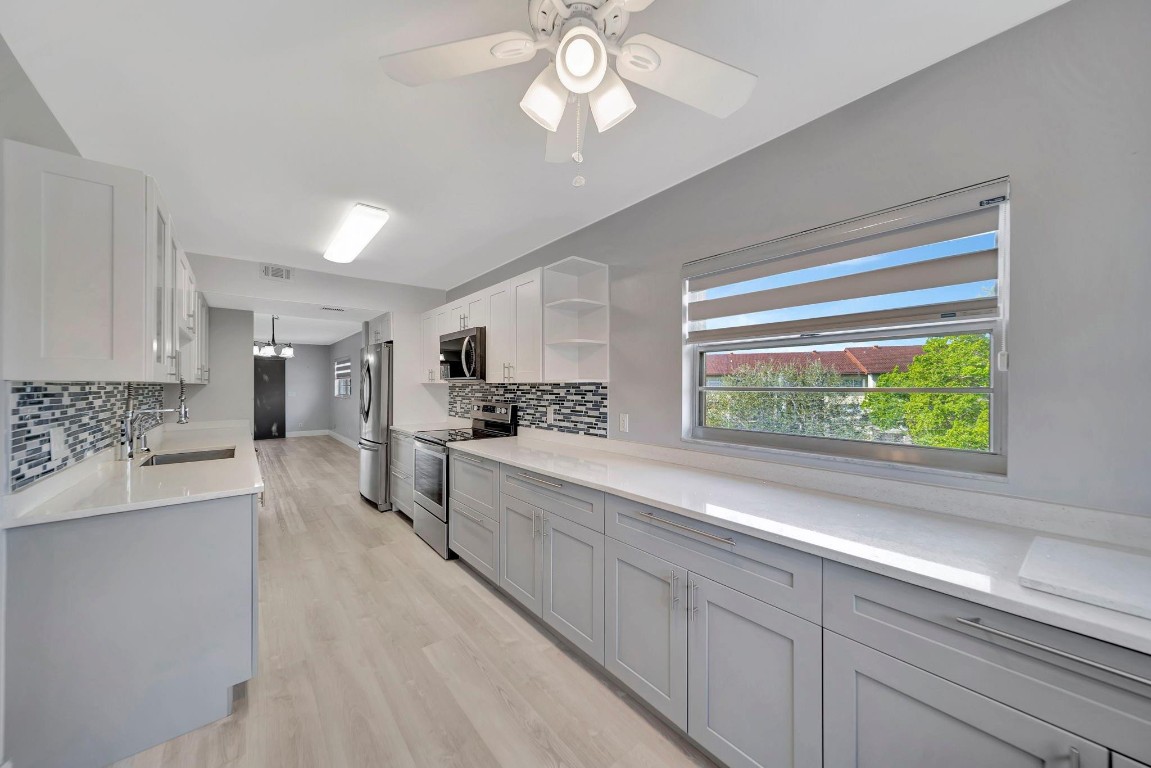 IVANANHOE - Residential