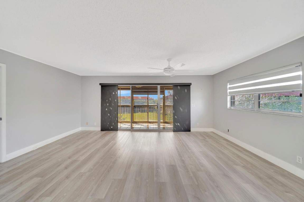 IVANANHOE - Residential