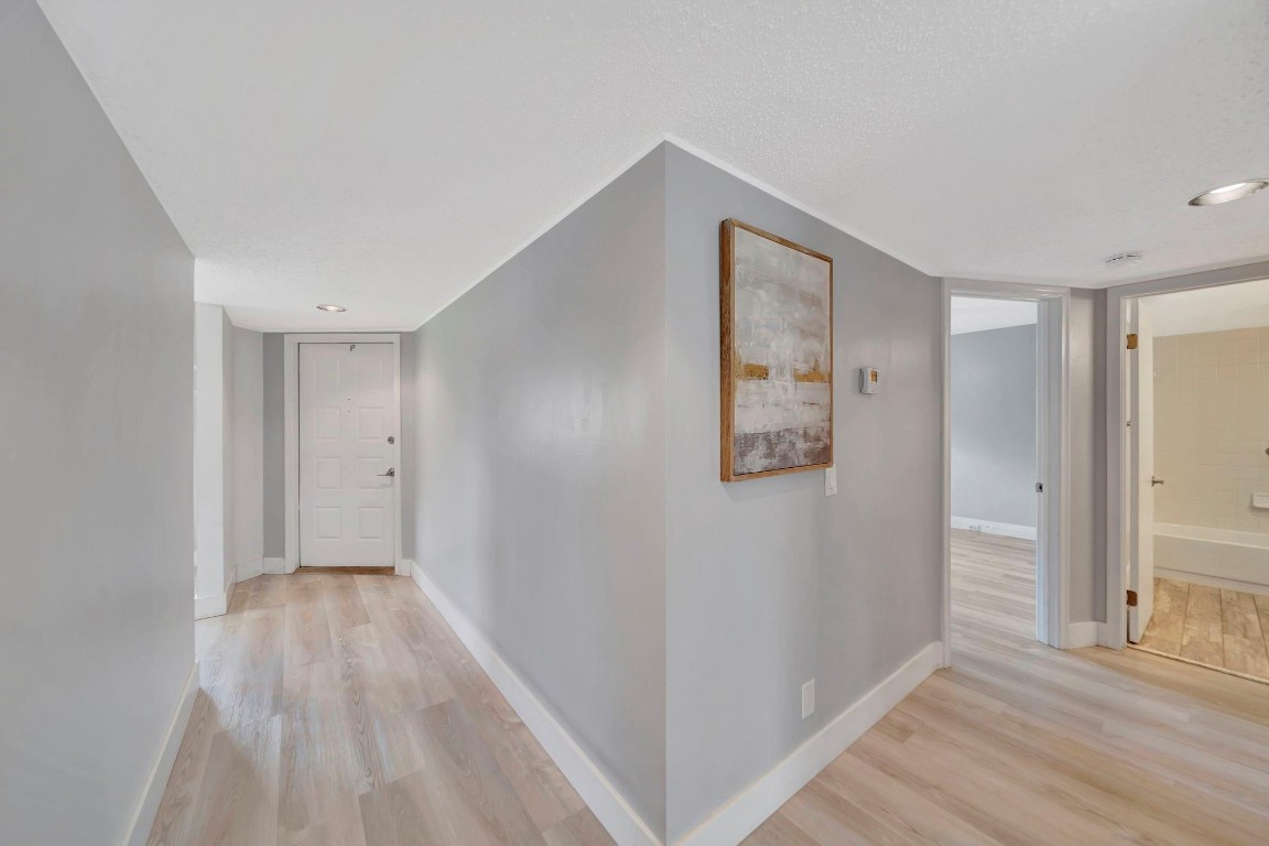 IVANANHOE - Residential