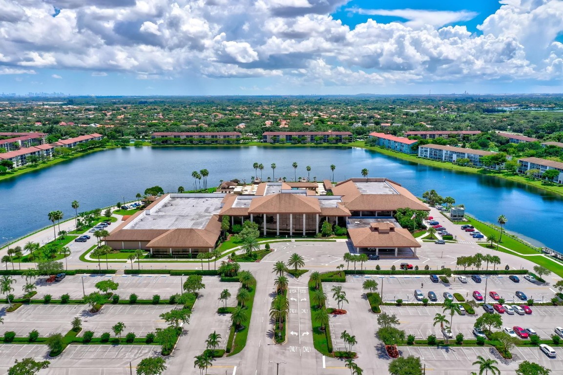 IVANANHOE - Residential