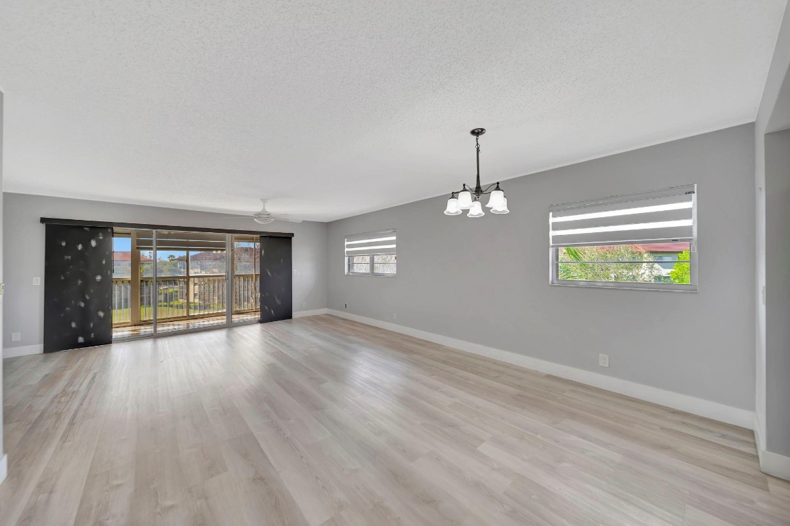 IVANANHOE - Residential