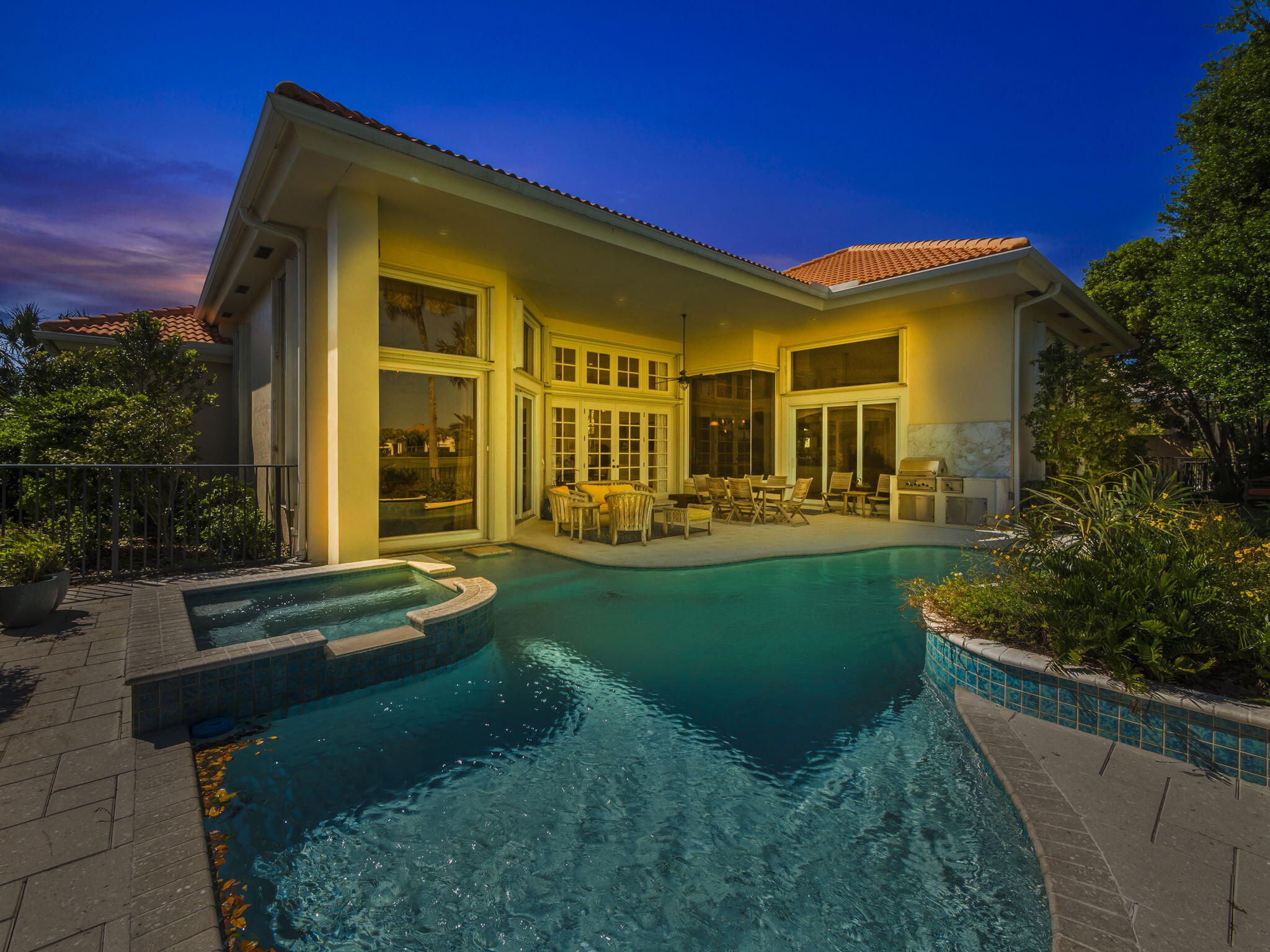 BALLENISLES - Residential
