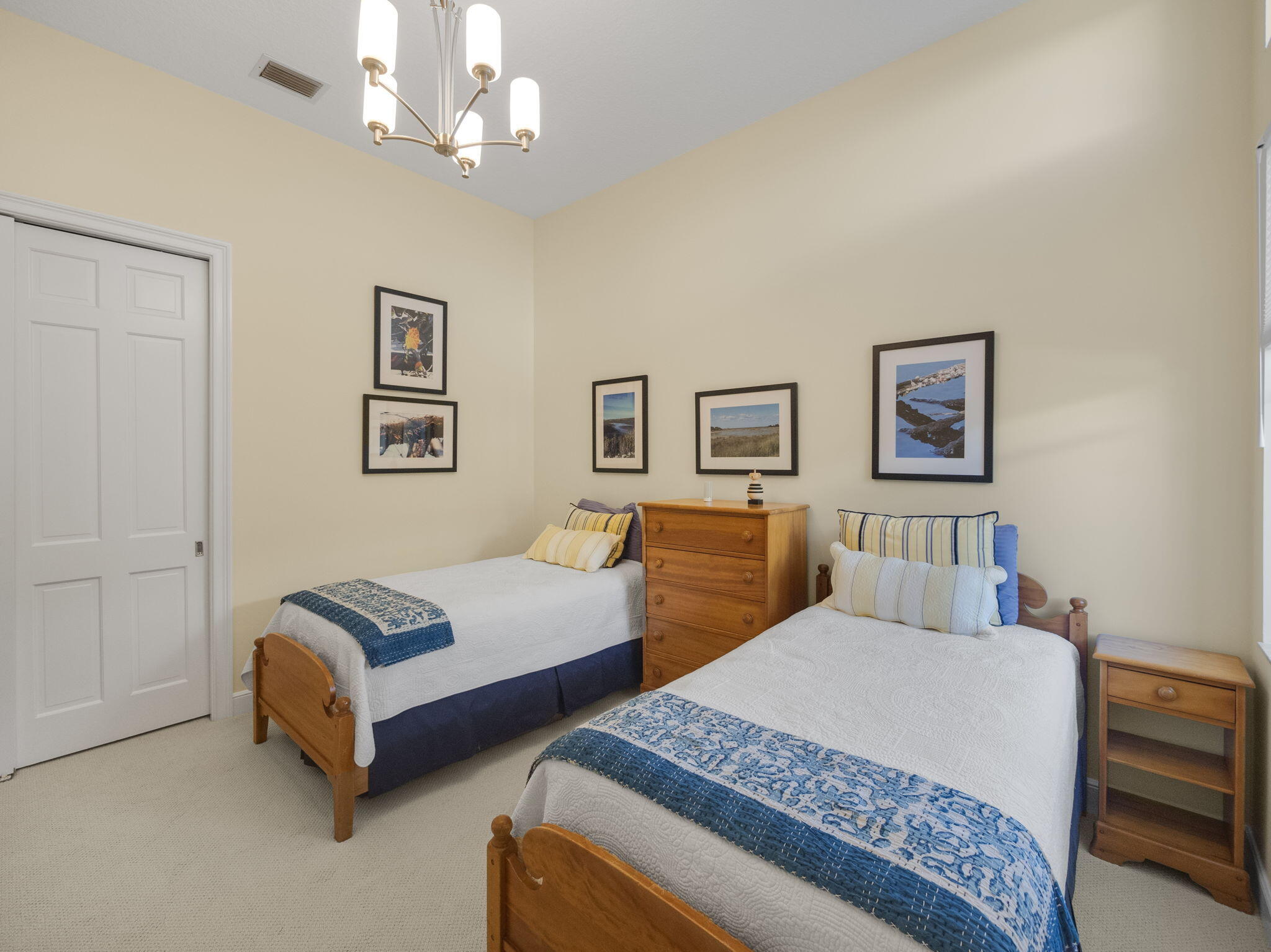 BALLENISLES - Residential