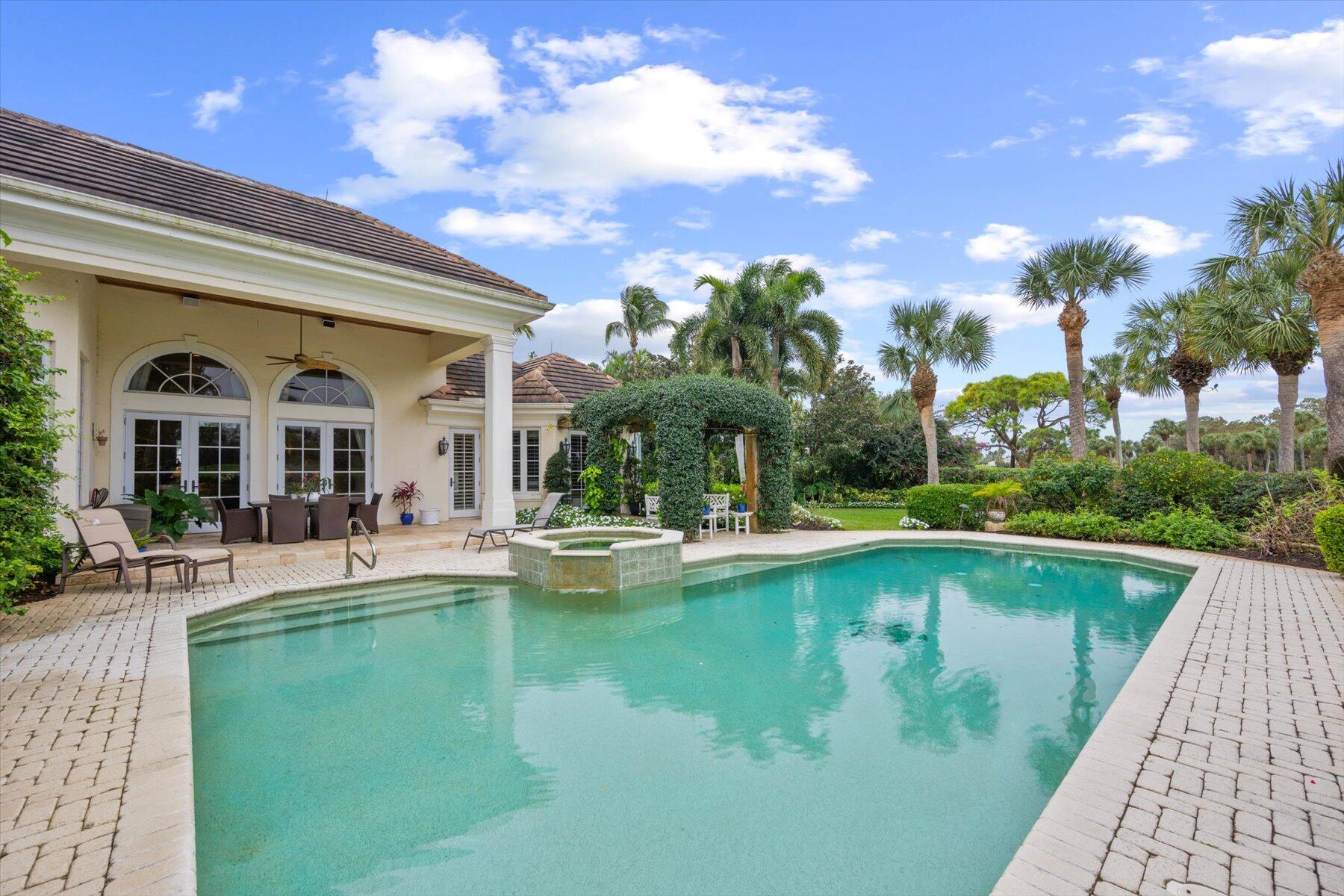LOXAHATCHEE CLUB AT MAPLE - Residential