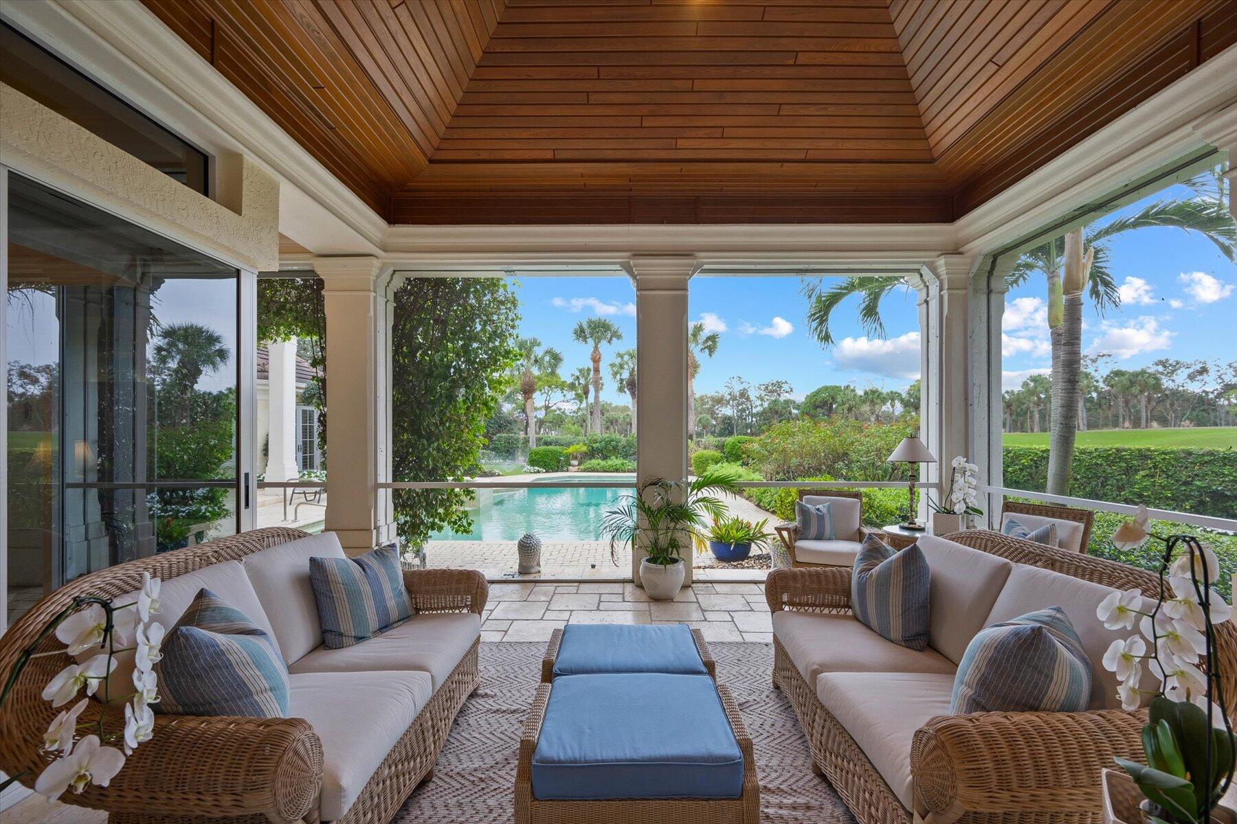 LOXAHATCHEE CLUB AT MAPLE - Residential