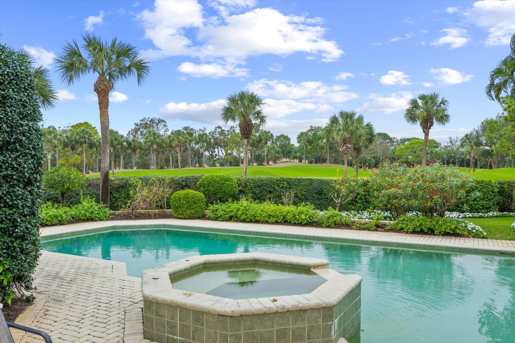 LOXAHATCHEE CLUB AT MAPLE - Residential