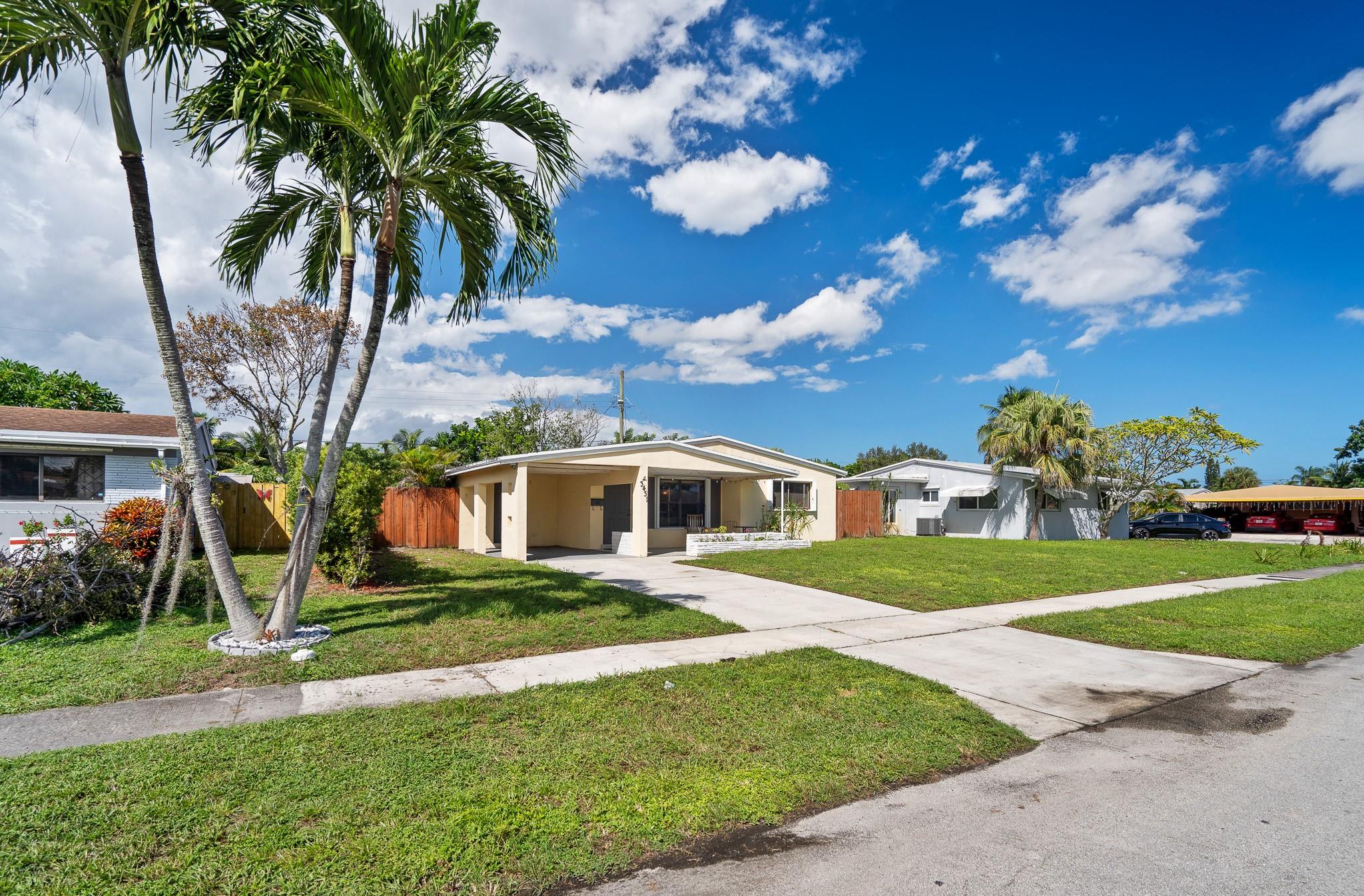 3431 SW 15th Ct
