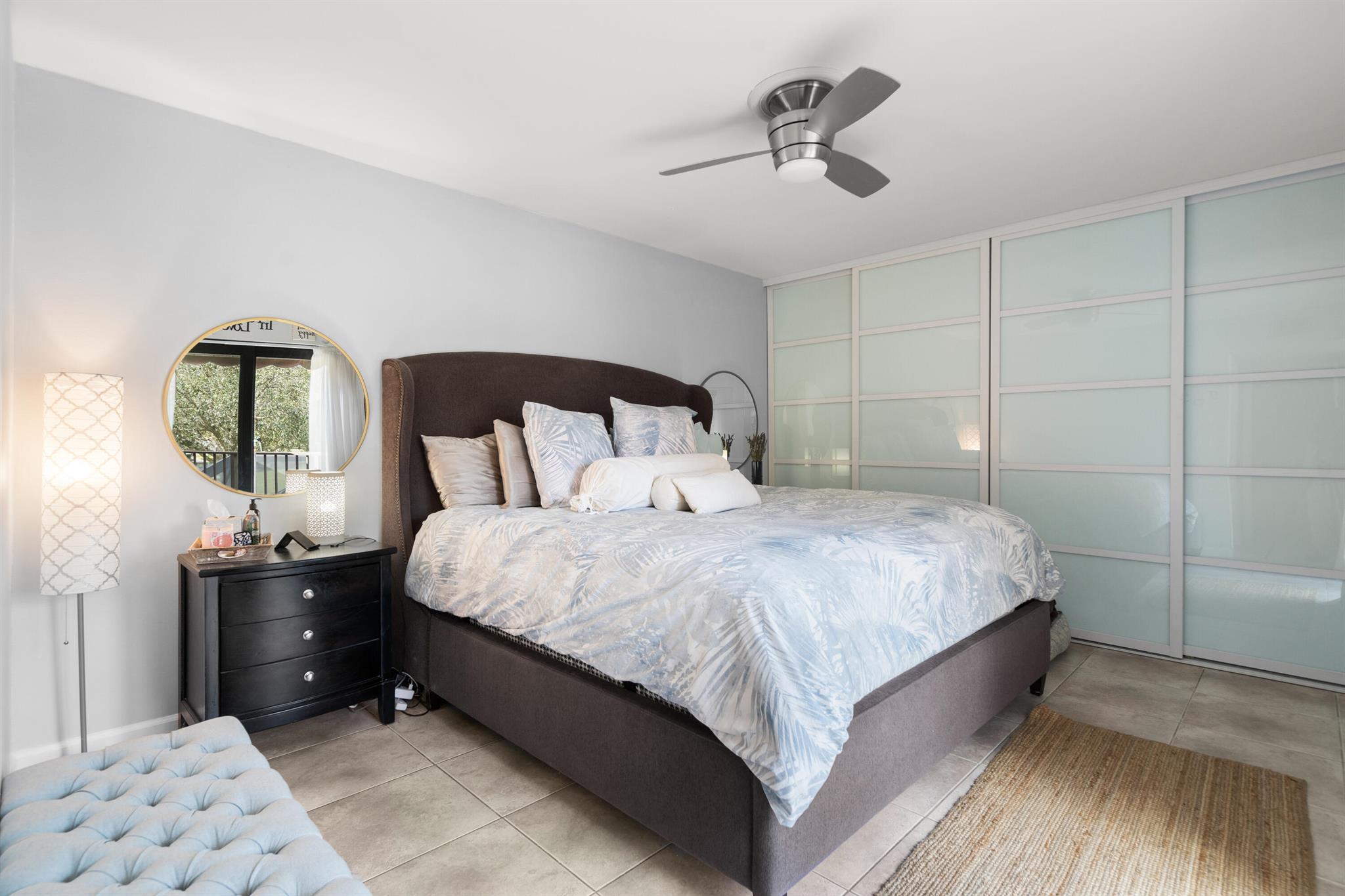 El Lago - Residential