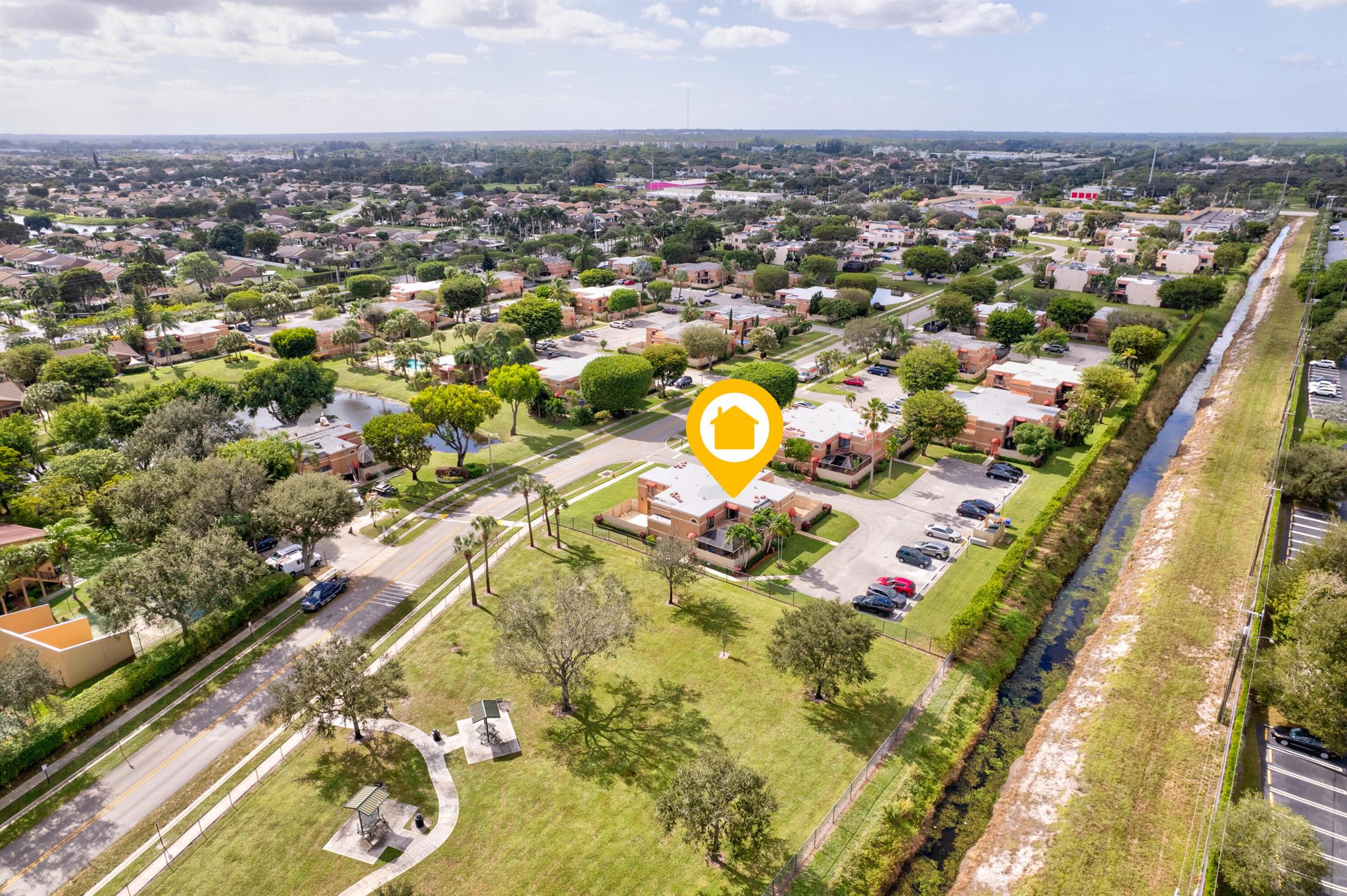 El Lago - Residential