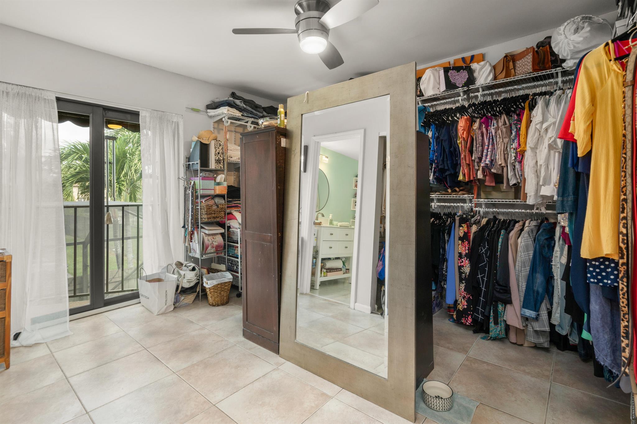 El Lago - Residential