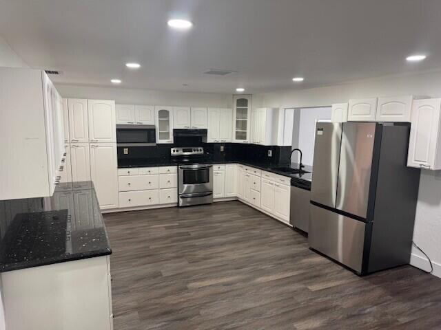 PALM BEACH FARMS CO 3 - Residential Lease