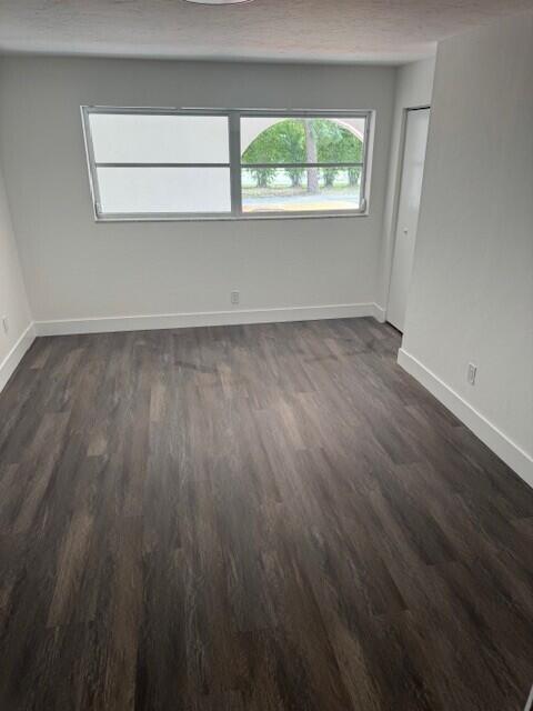 PALM BEACH FARMS CO 3 - Residential Lease