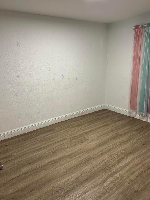 TROPICAL TERRACE - Residential