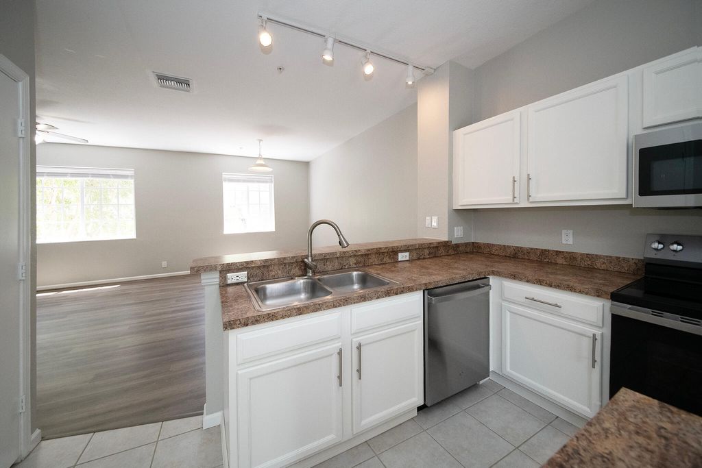 Photo of 1417 W Wickham Circle #1417, Delray Beach, FL 33445 (MLS # B26050703)