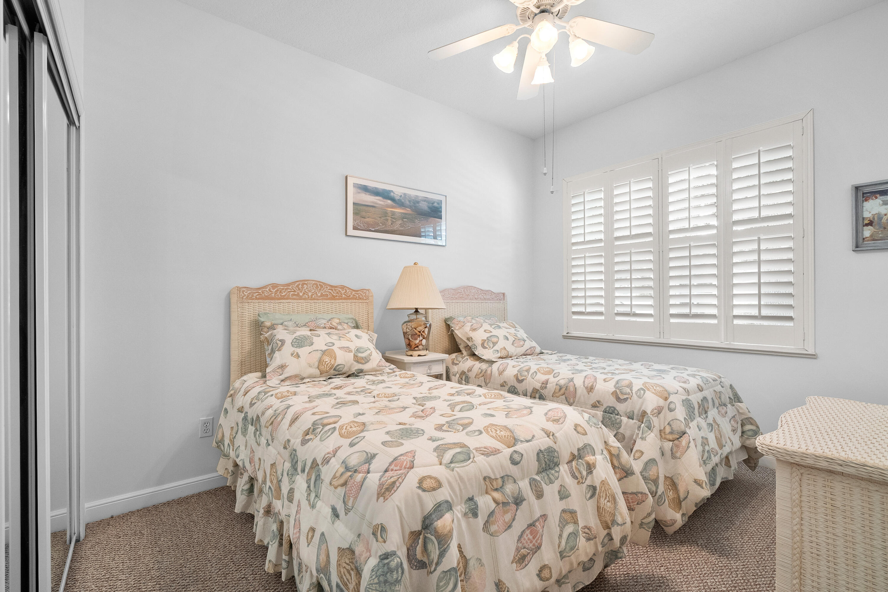 MOON RIVER - Residential