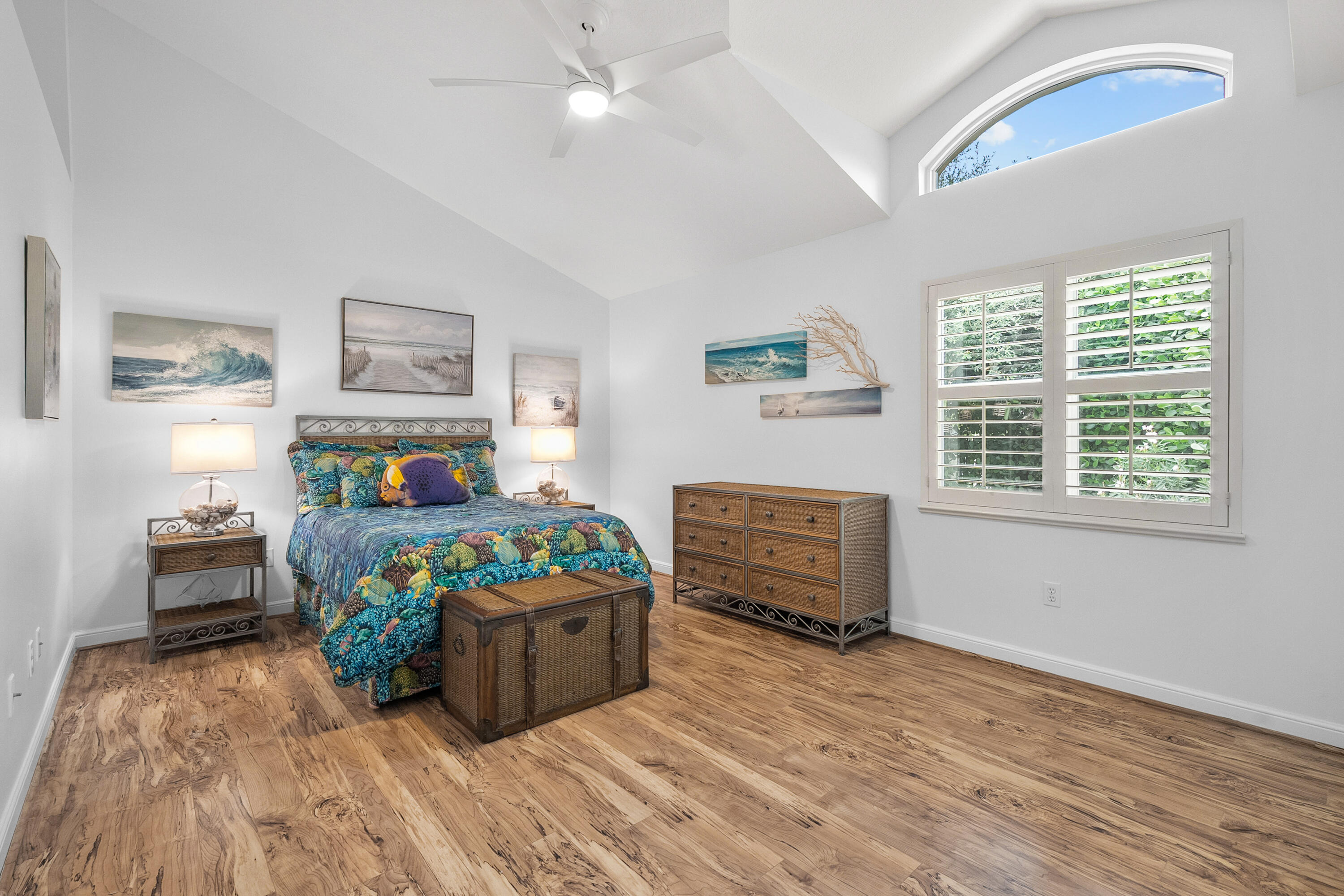 MOON RIVER - Residential