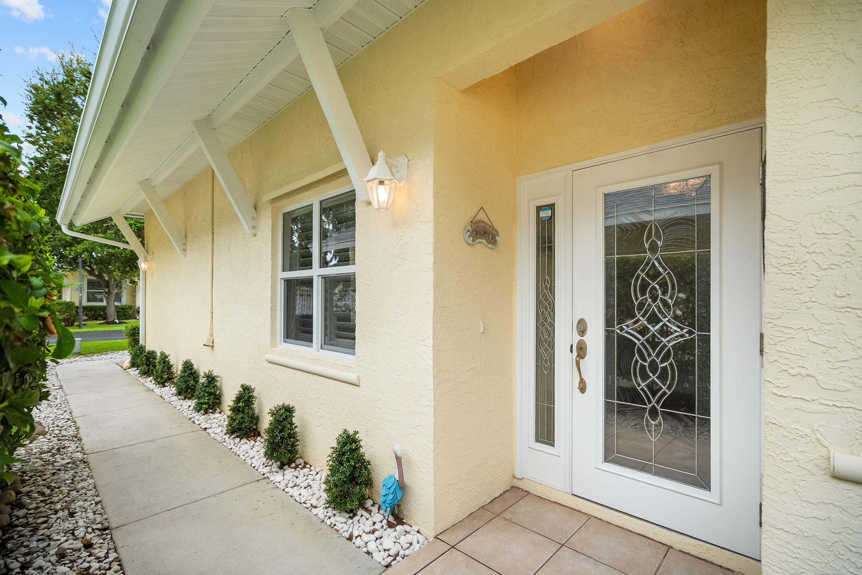 MOON RIVER - Residential