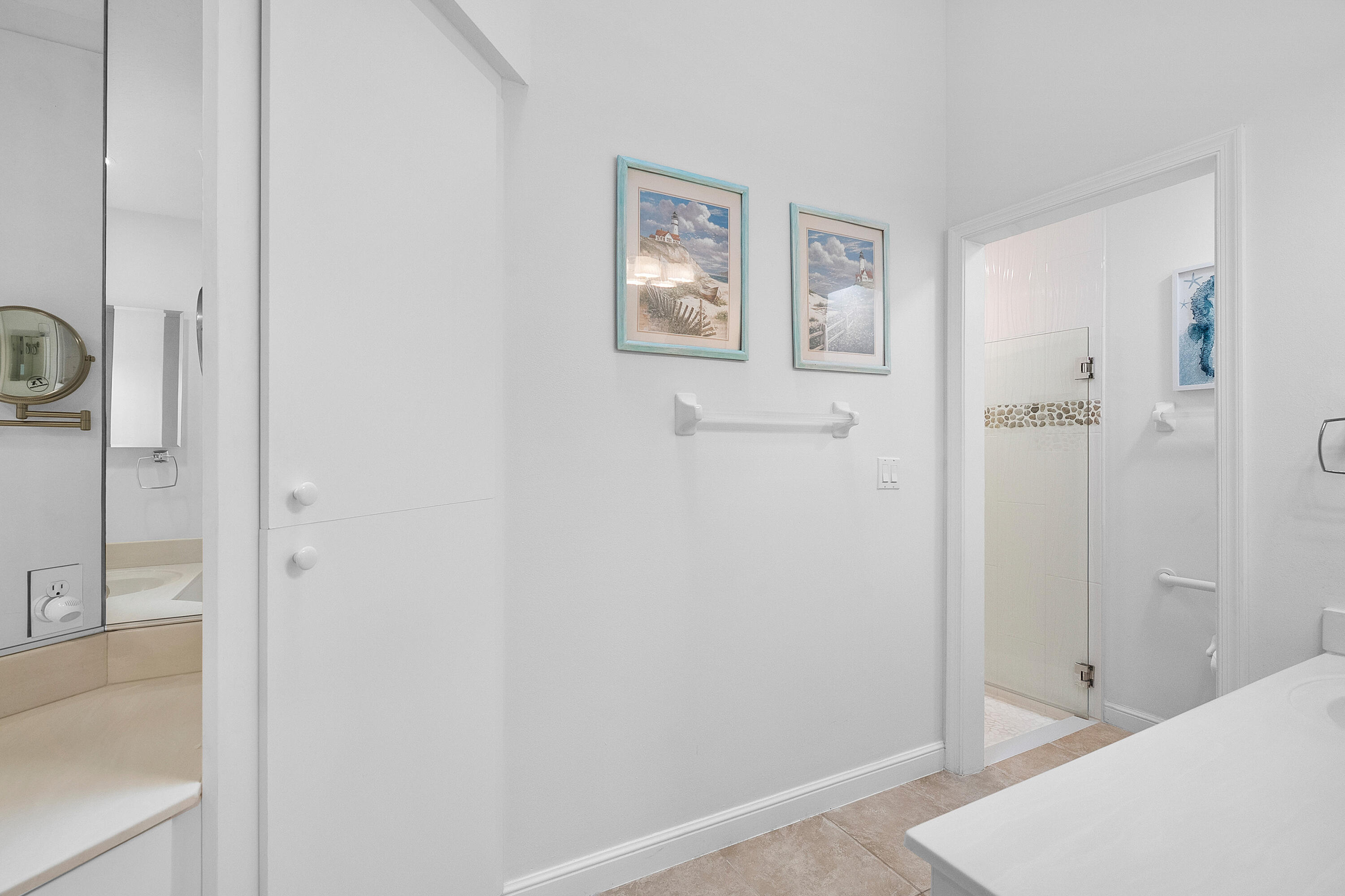 MOON RIVER - Residential