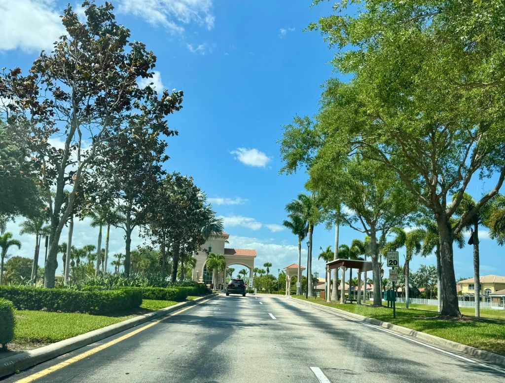 Photo of 5852 Sunberry Circle, Fort Pierce, FL 34951 (MLS # R11077021)