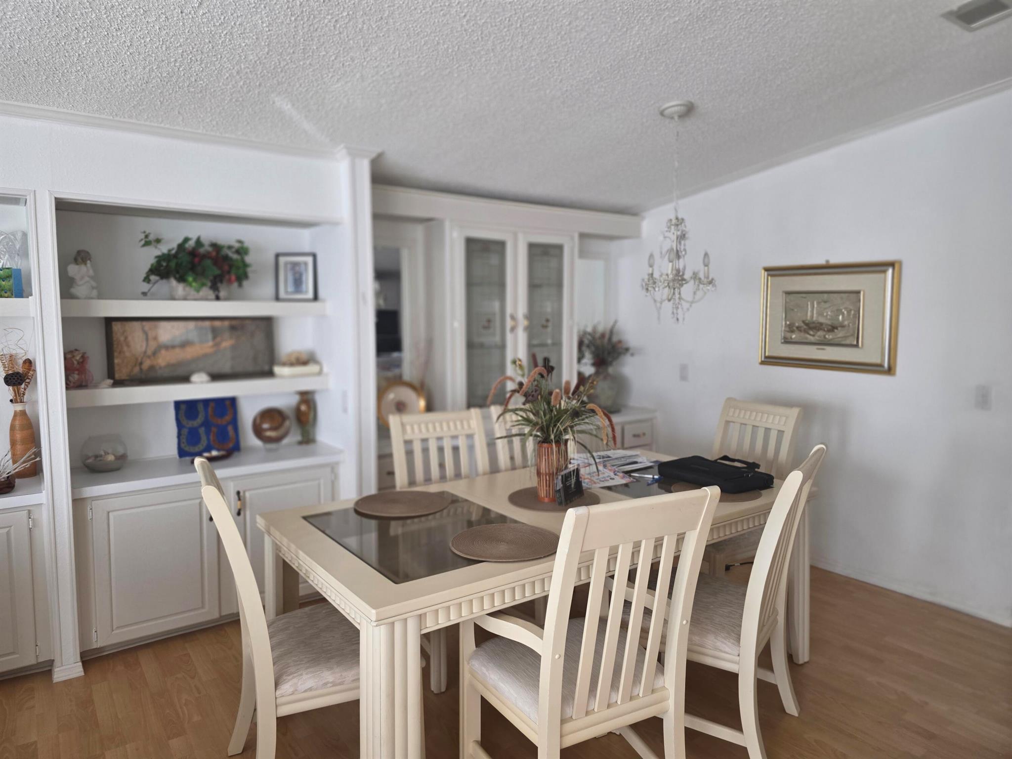 Savannah Club - Residential