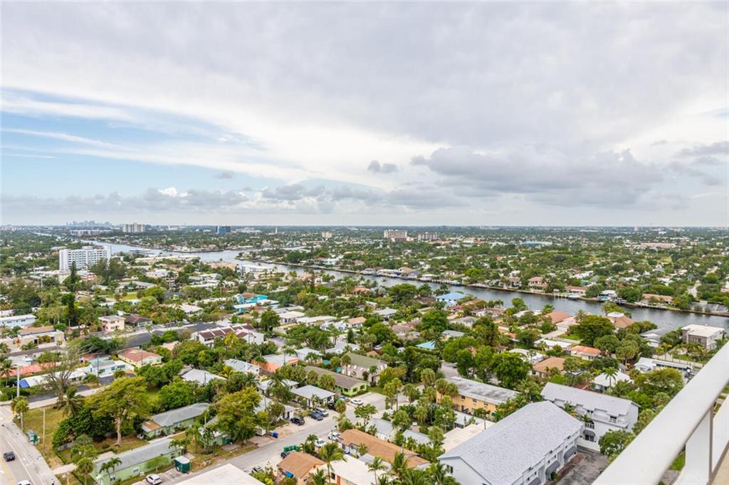 POMPANO BEACH CLUB ASSOC - Residential