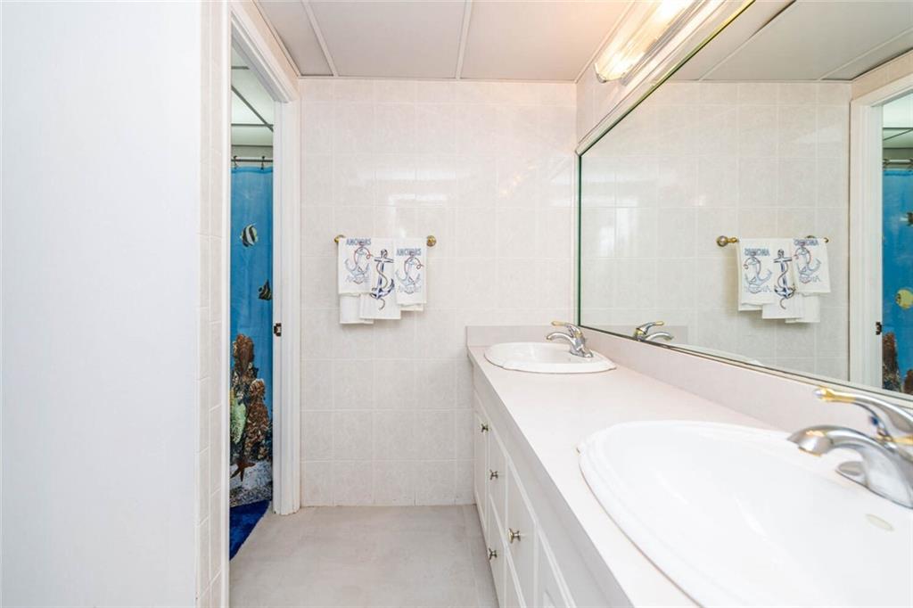 POMPANO BEACH CLUB ASSOC - Residential