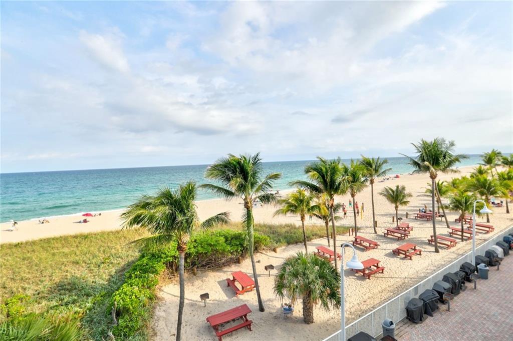 POMPANO BEACH CLUB ASSOC - Residential