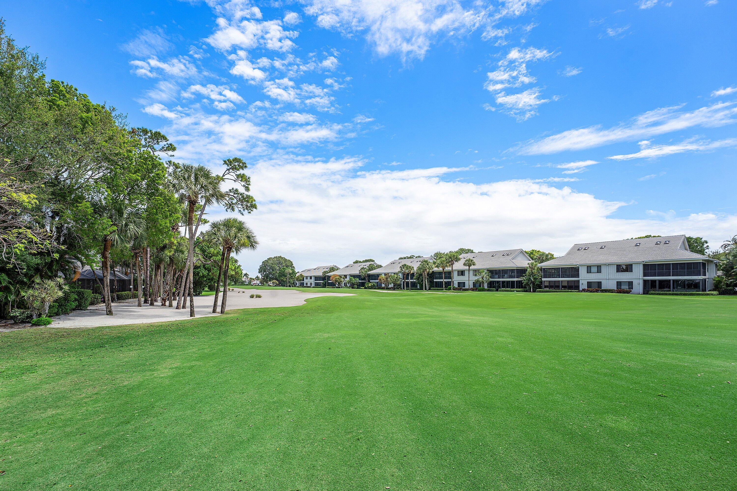 STEEPLE CHASE / POLO CLUB - Residential