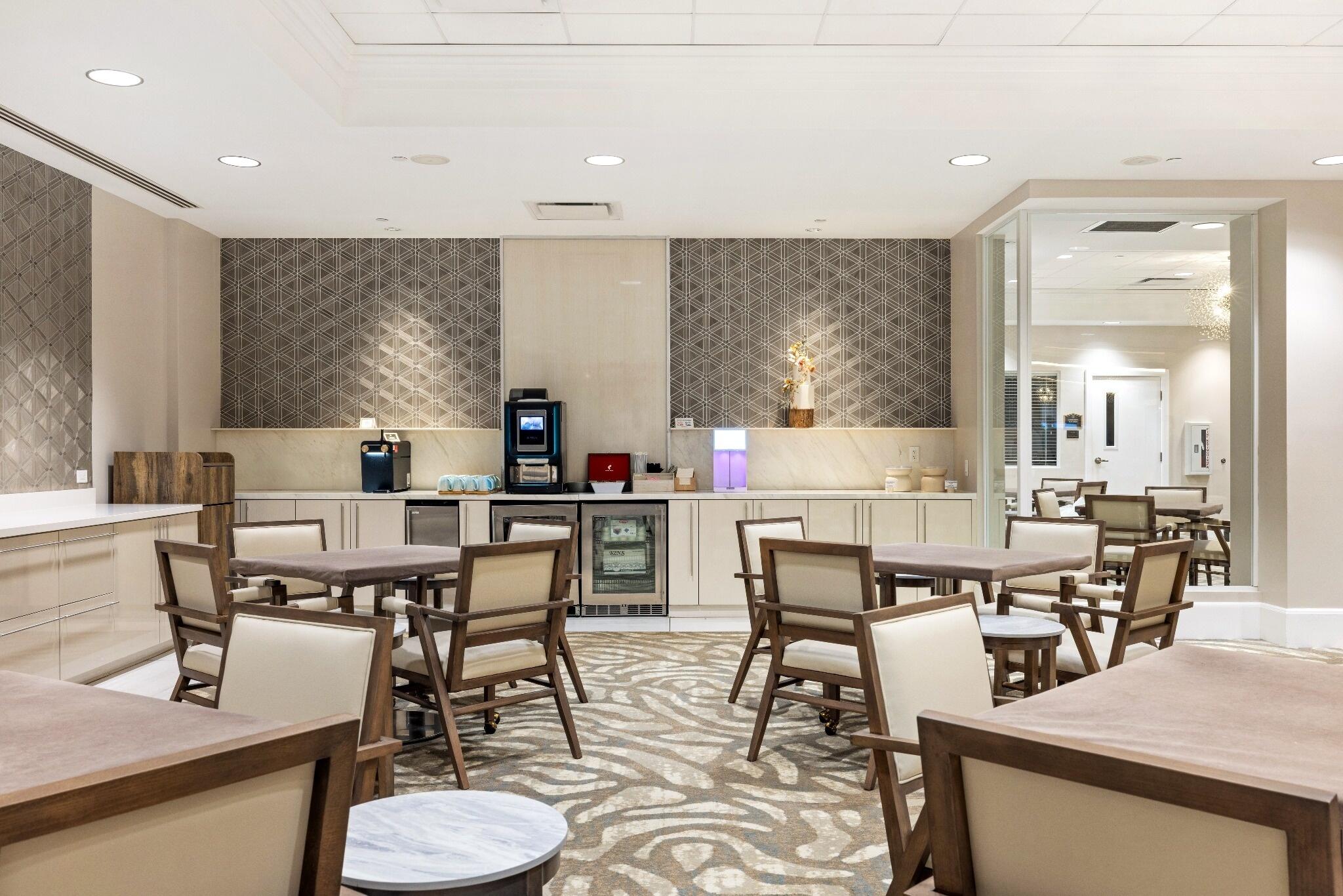 STEEPLE CHASE / POLO CLUB - Residential