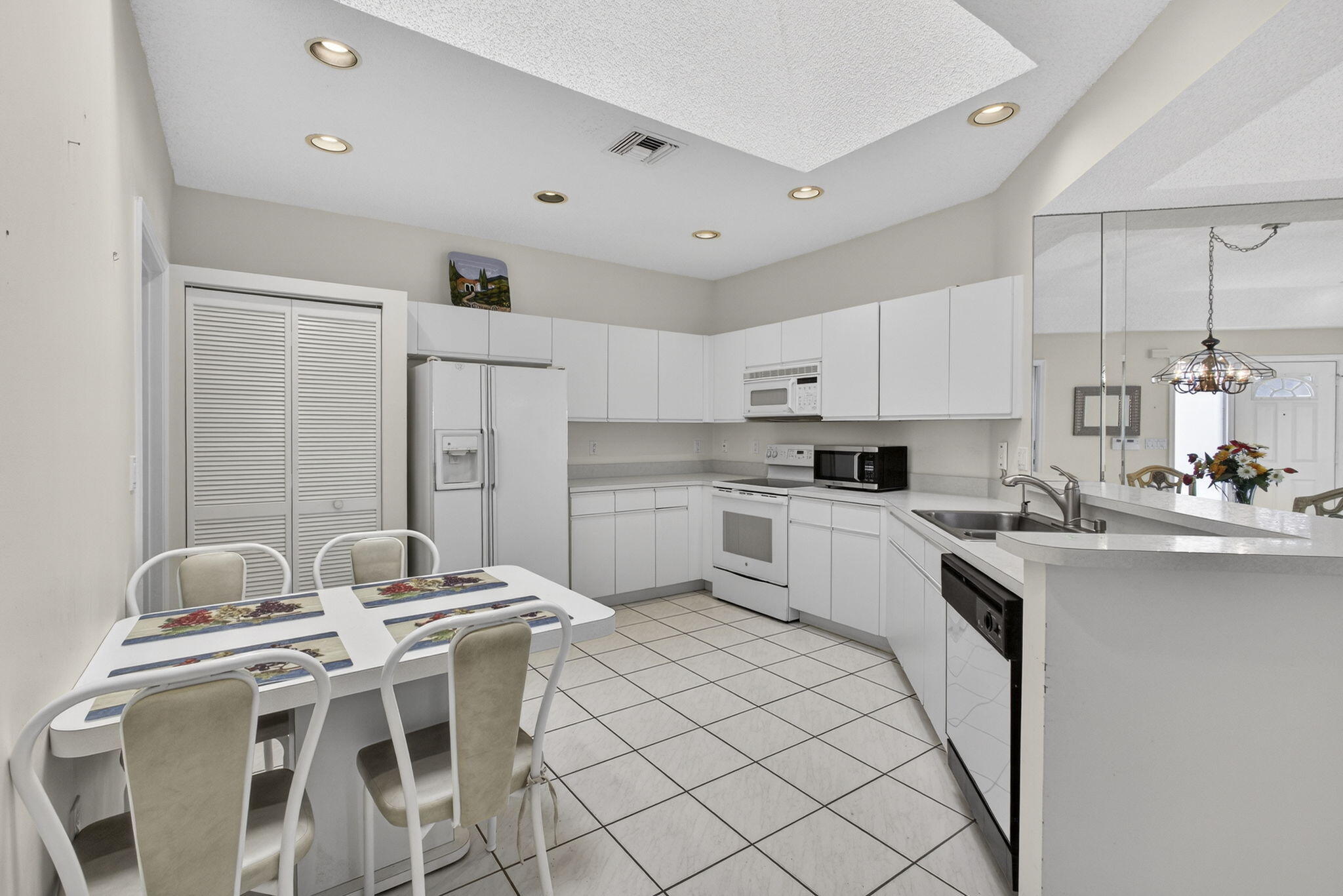 PALM ISLES I, II AND III CONDOS - Residential