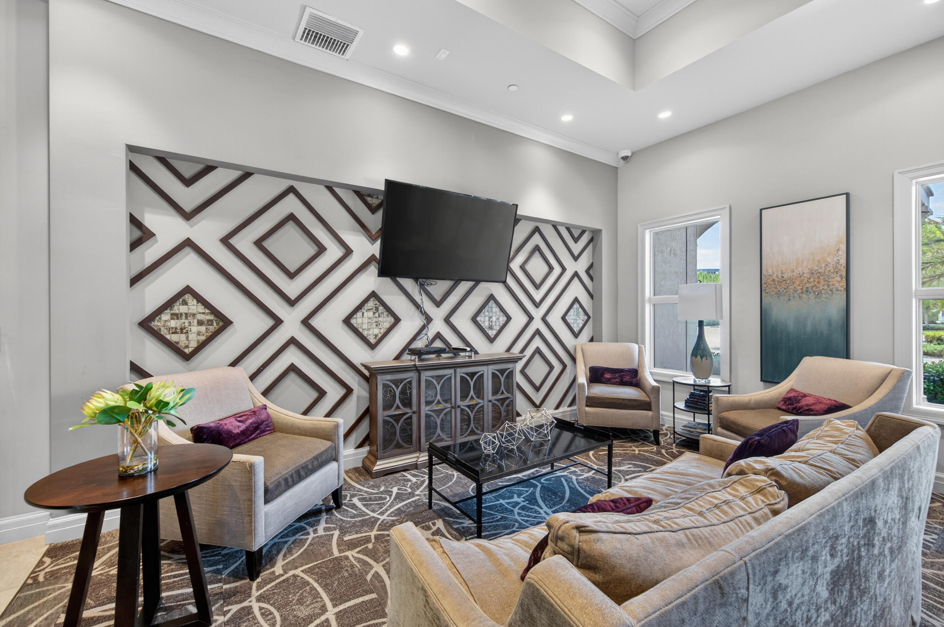 HILLCREST COUNTRY CLUB SOUTH - Residential