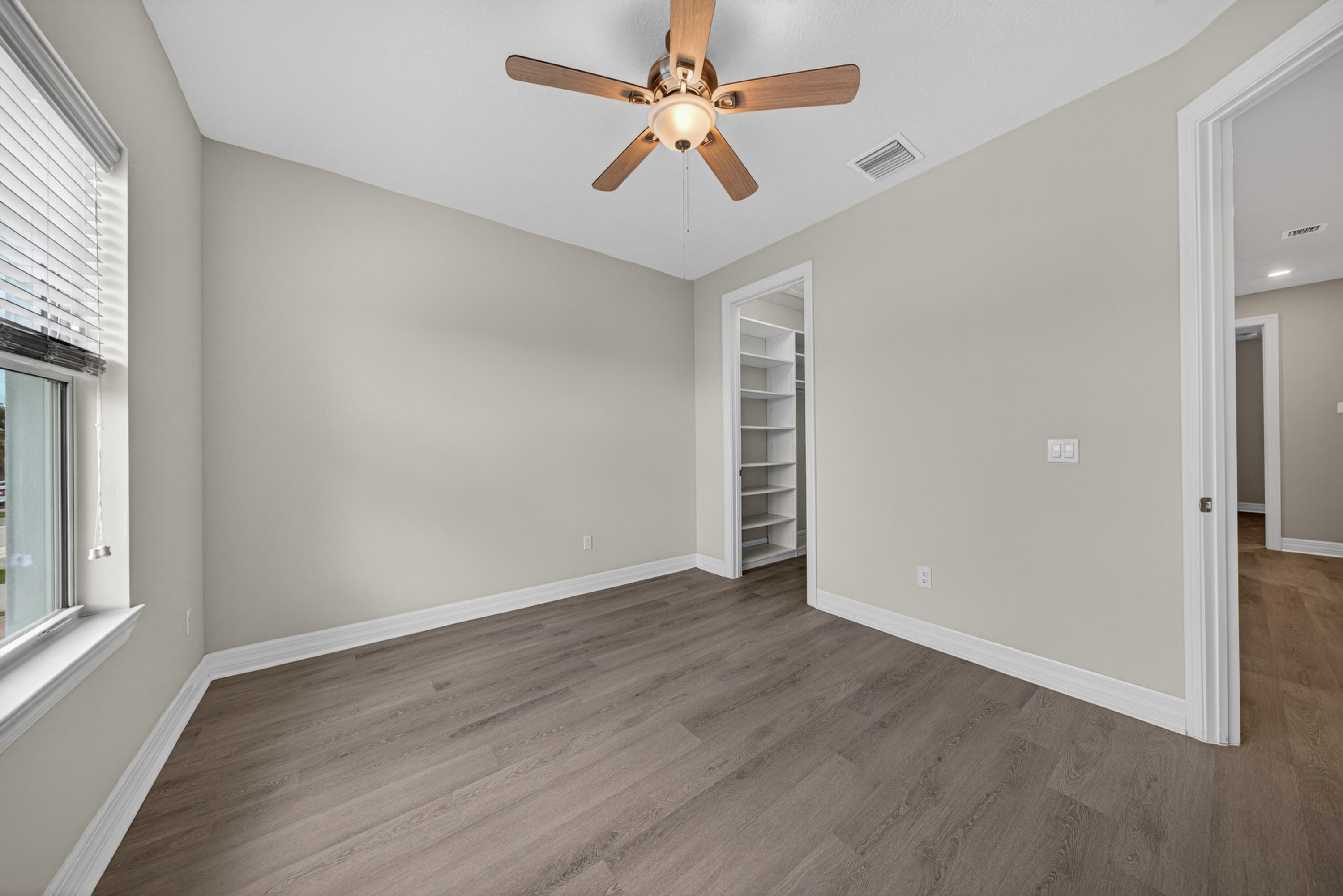 HILLCREST COUNTRY CLUB SOUTH - Residential