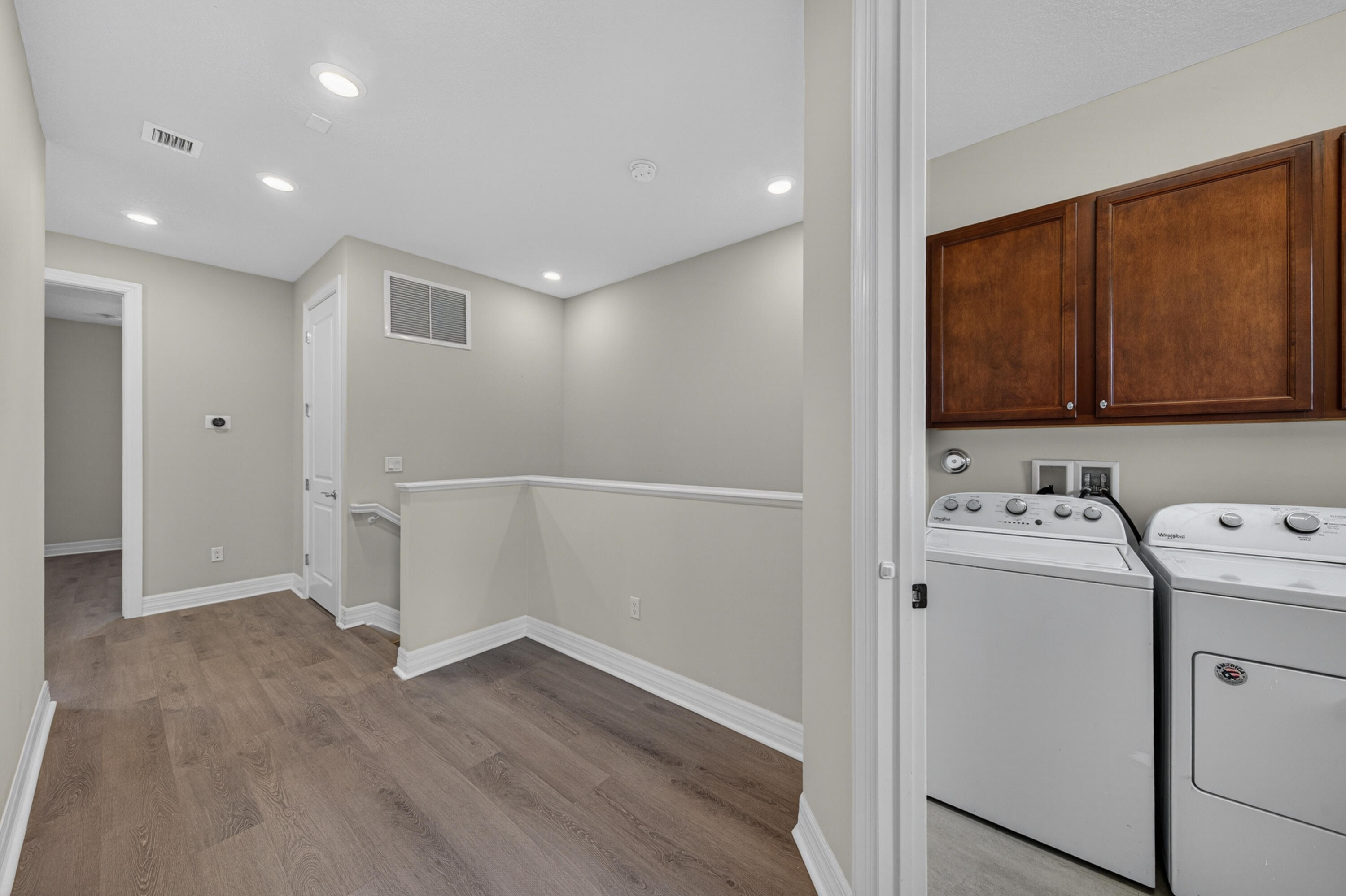 HILLCREST COUNTRY CLUB SOUTH - Residential