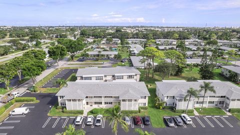 1020 Silk Oak Terrace 204 Delray Beach FL 33445