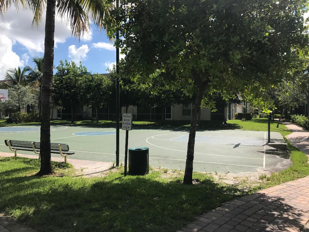 THOUSAND OAKS - Residential