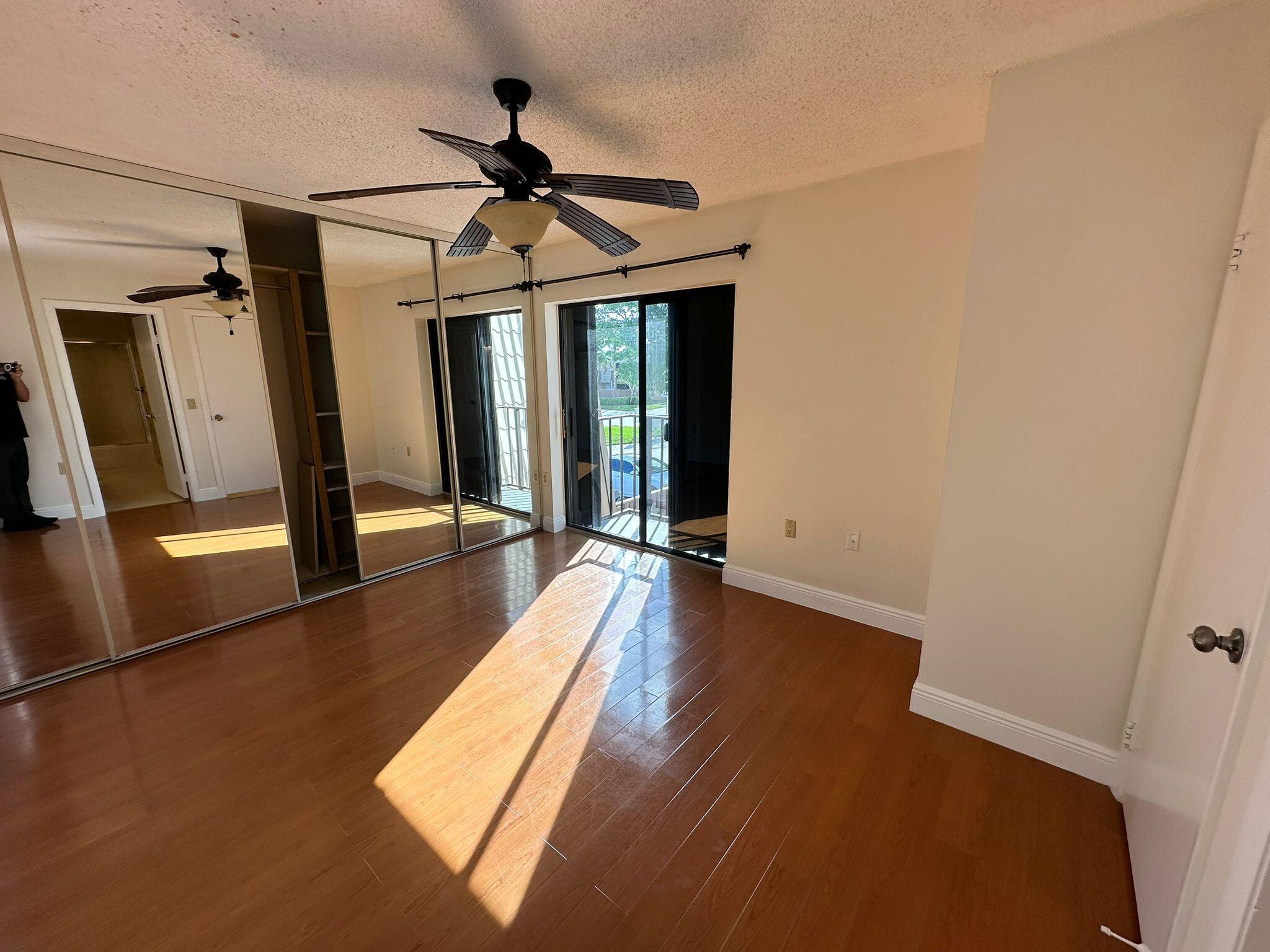 VILLAGE OF SANDALWOOD LAKES SOUTH - Residential