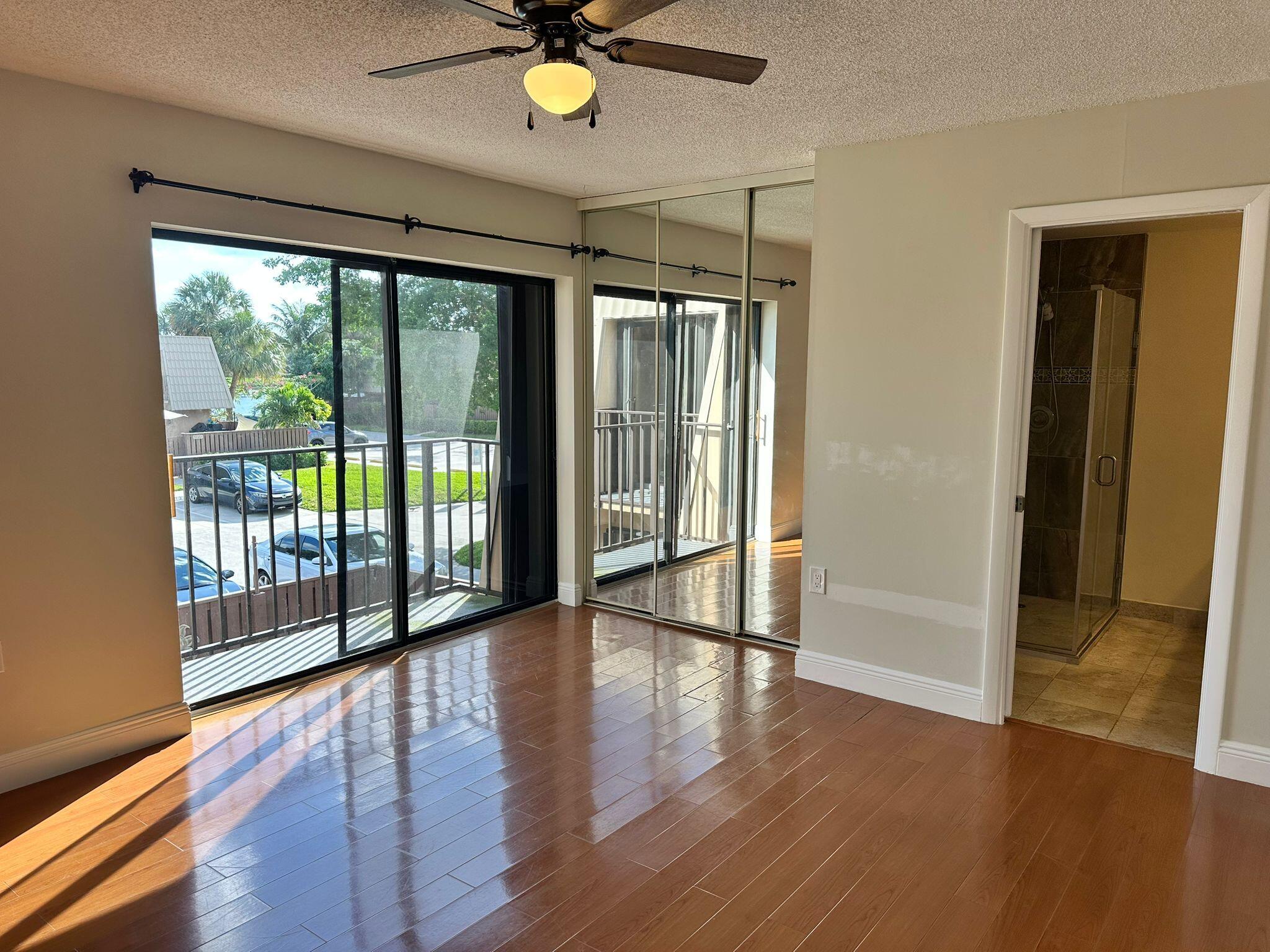 VILLAGE OF SANDALWOOD LAKES SOUTH - Residential