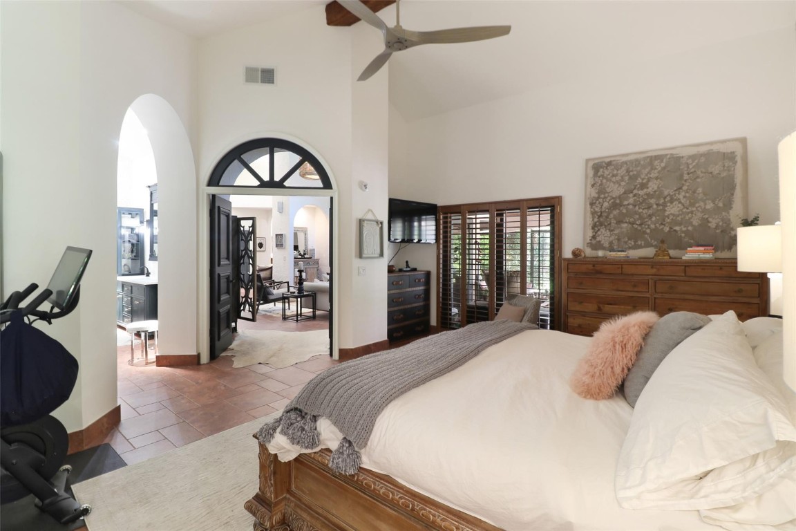 VILLA DESTE CONDO - Residential