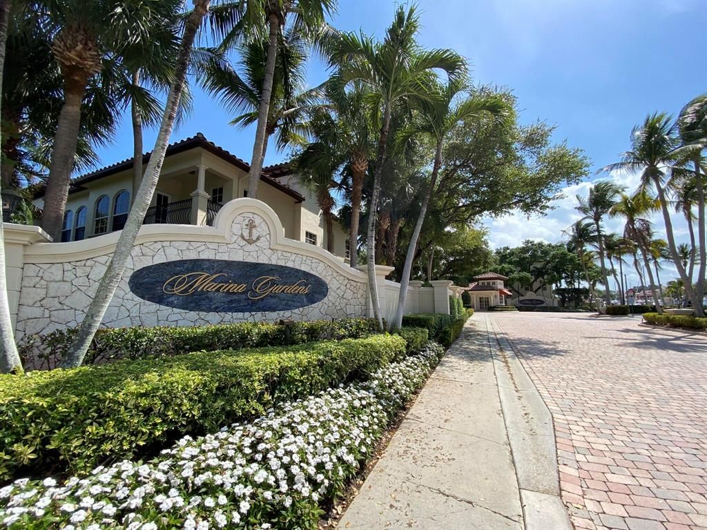 Photo of 37 Marina Gardens Drive, Palm Beach Gardens, FL 33410 (MLS # R10783314)