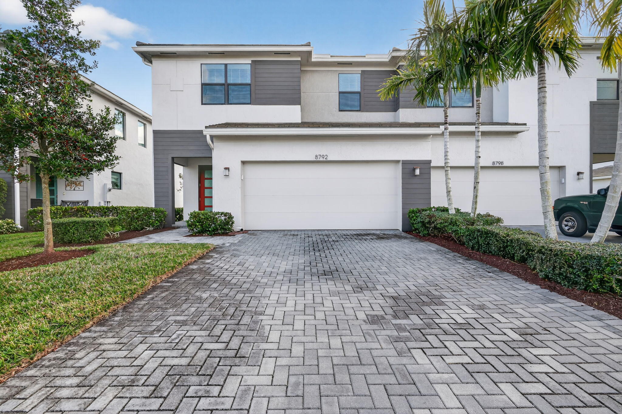 8792 Antarus Drive